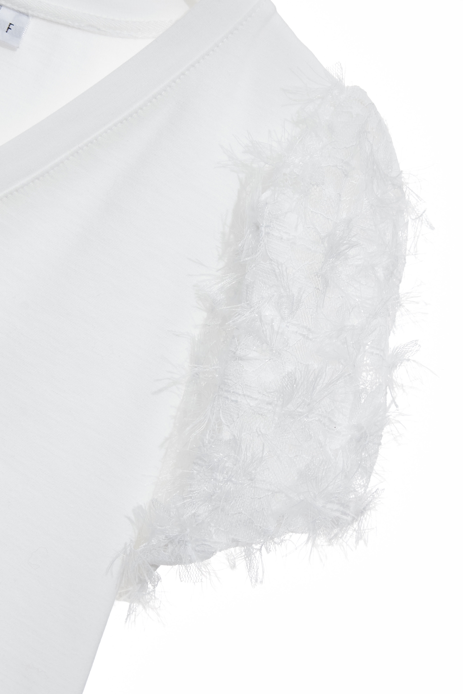V-neck Fringe Sleeve Detail TeeV-neck Fringe Sleeve Detail Tee,Tops,Season (SS) Look,White tops,Lace,bows