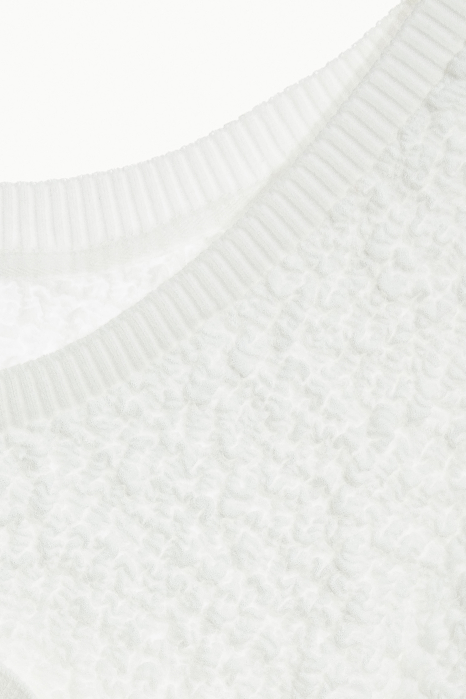 Floral Brooch Textured TopFloral Brooch Textured Top,Tops,Season (AW) Look