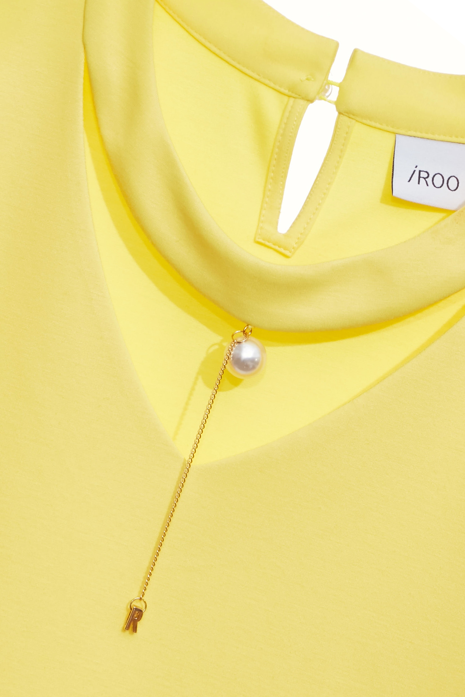 Short Sleeve Neckline Hollow Out TeeShort Sleeve Neckline Hollow Out Tee,T-shirts,Tops,Season (SS) Look,pearl,City Feminine,Valentine,upperclass