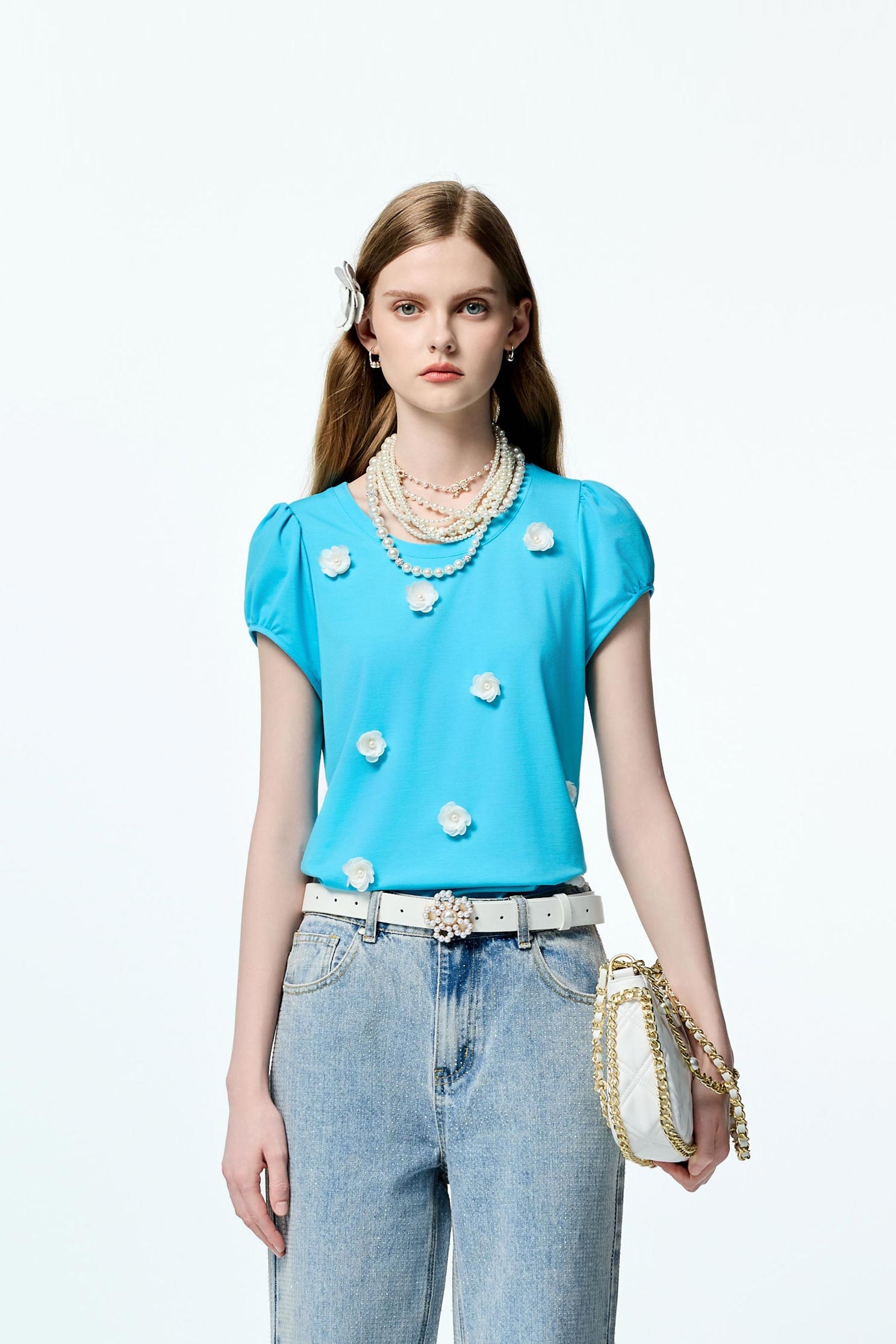 3-D Floral Detail Short Sleeve Tee3-D Floral Detail Short Sleeve Tee,T-shirts,Tops,Season (AW) Look,blossoms