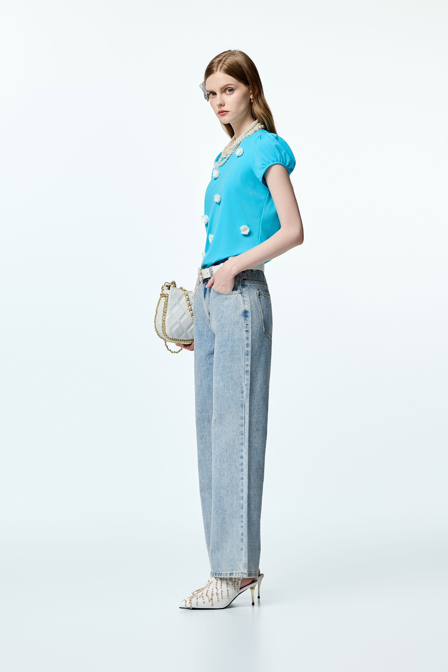 3-D Floral Detail Short Sleeve Tee3-D Floral Detail Short Sleeve Tee,T-shirts,Tops,Season (AW) Look,blossoms