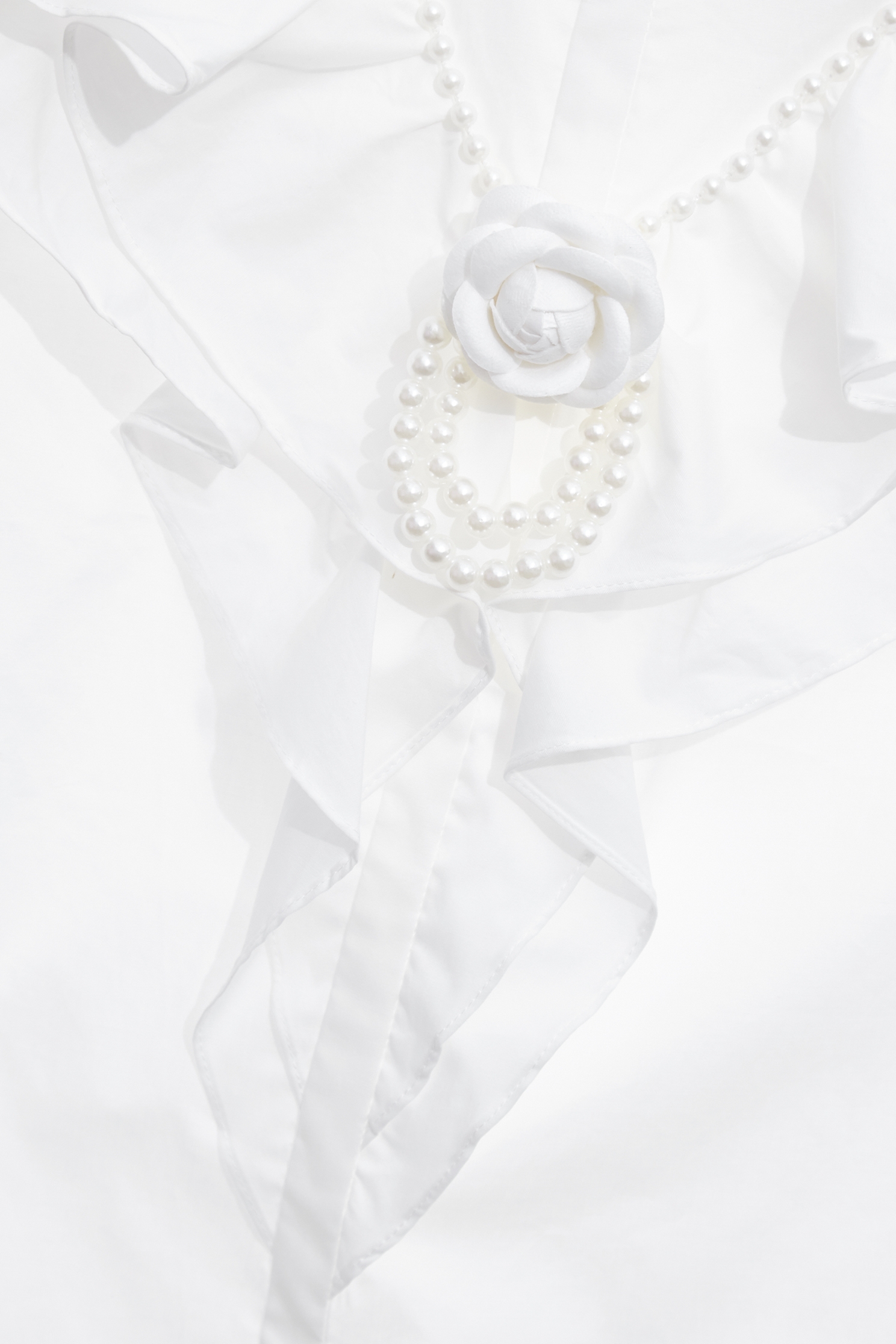 Rose Brooch Double Layer Ruffle TopRose Brooch Double Layer Ruffle Top,sleeveless tops,Tops,pearl,White tops,Season (AW) Look,sleeveless tops