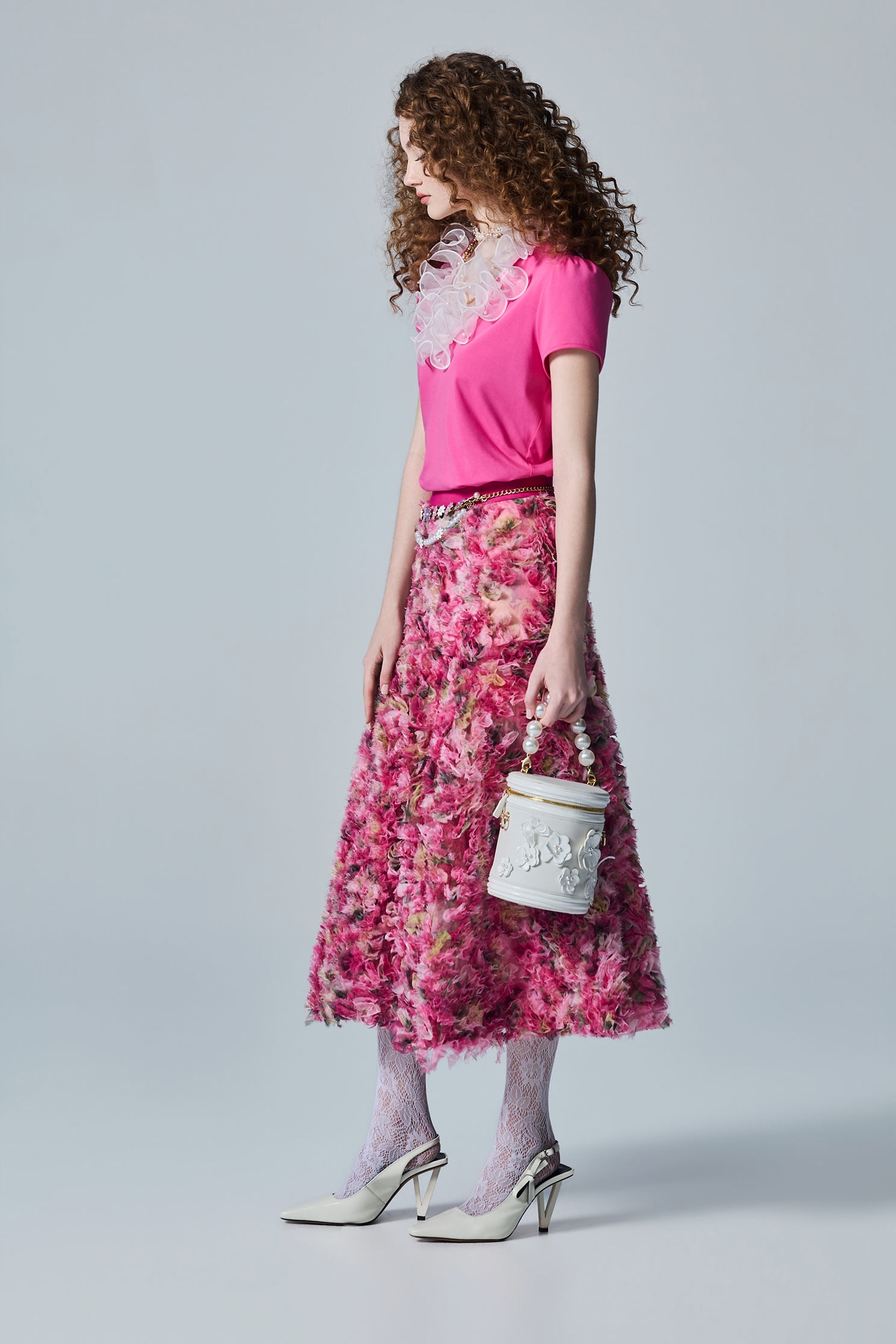 Organza Ruffle Collar Short Sleeve TeeOrganza Ruffle Collar Short Sleeve Tee,Tops,Season (AW) Look