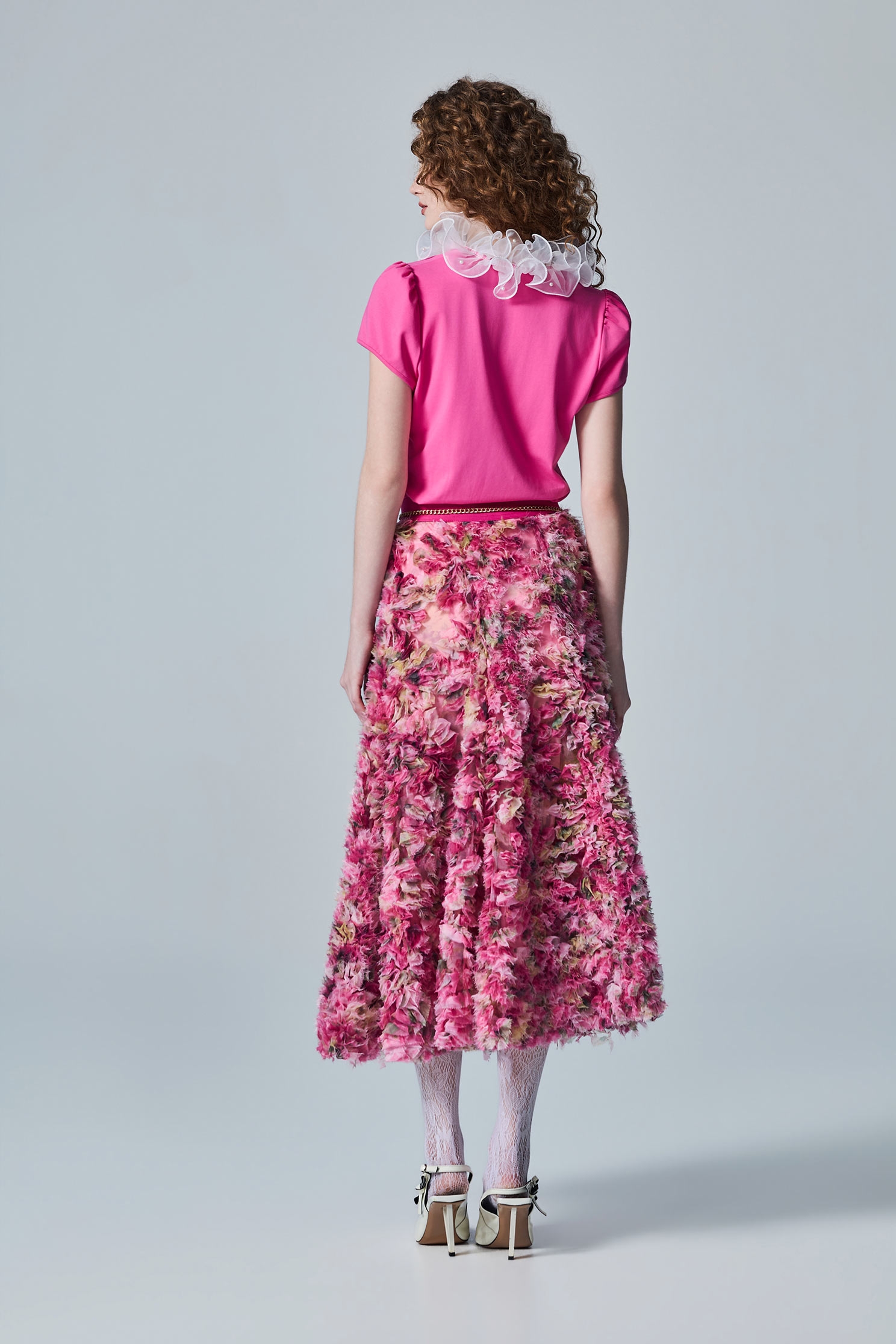 Organza Ruffle Collar Short Sleeve TeeOrganza Ruffle Collar Short Sleeve Tee,Tops,Season (AW) Look