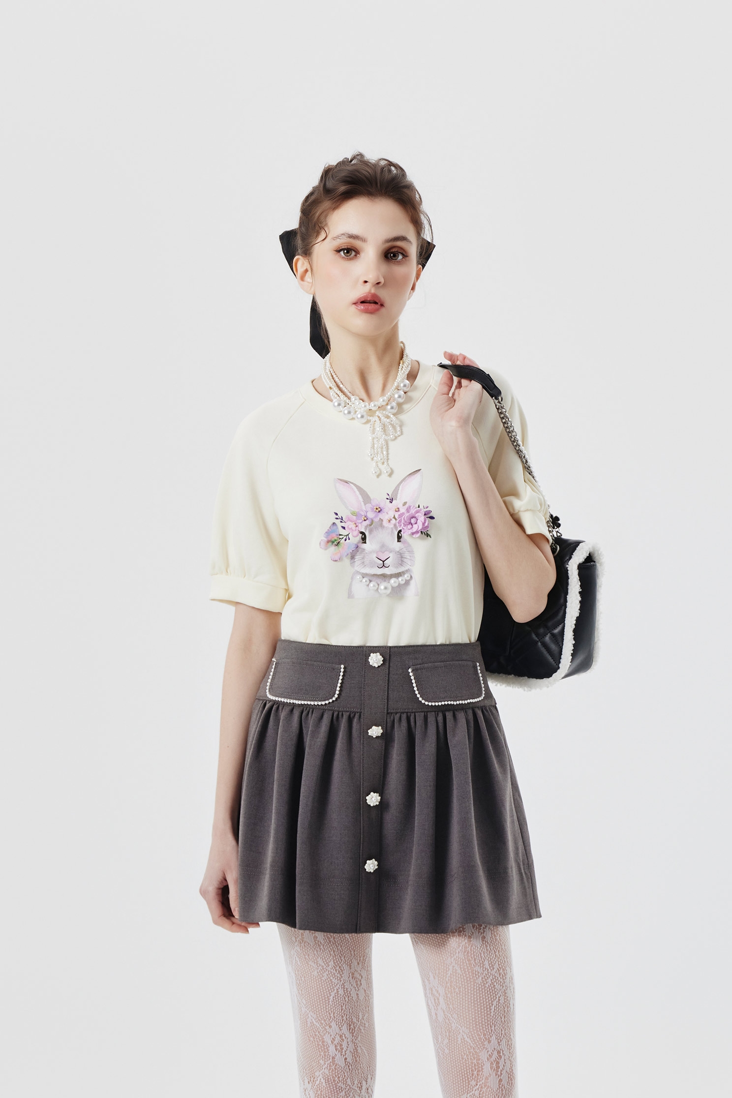 Rabbit Graphic Short Sleeve TopRabbit Graphic Short Sleeve Top,Tops,pearl,Season (AW) Look,Necklaces