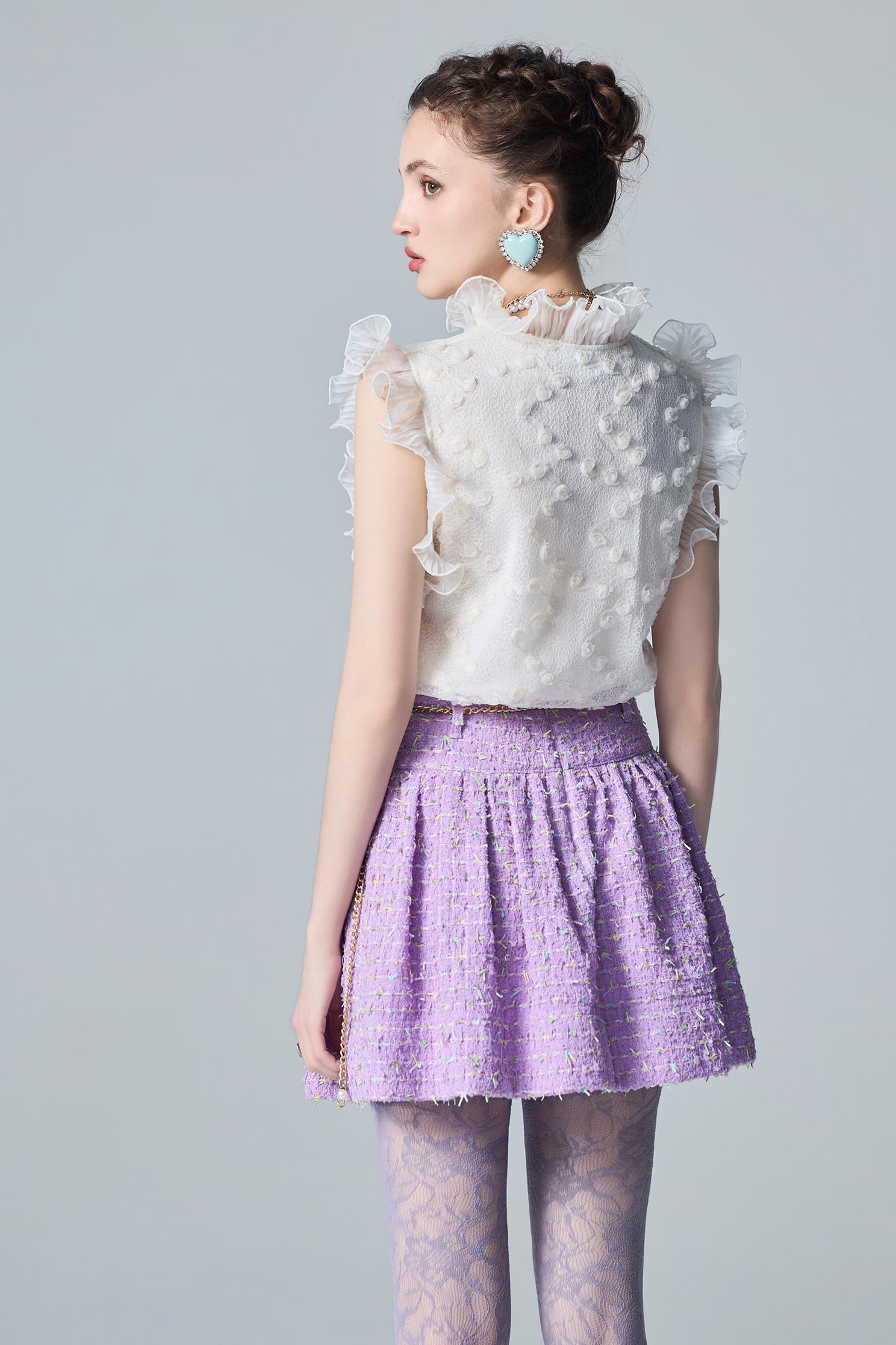 3-D Floral Ruffle Cream Vest3-D Floral Ruffle Cream Vest,sleeveless tops,Tops,Embroidered,White tops,Season (AW) Look,sleeveless tops,Lace,Lace tops,Lace tops