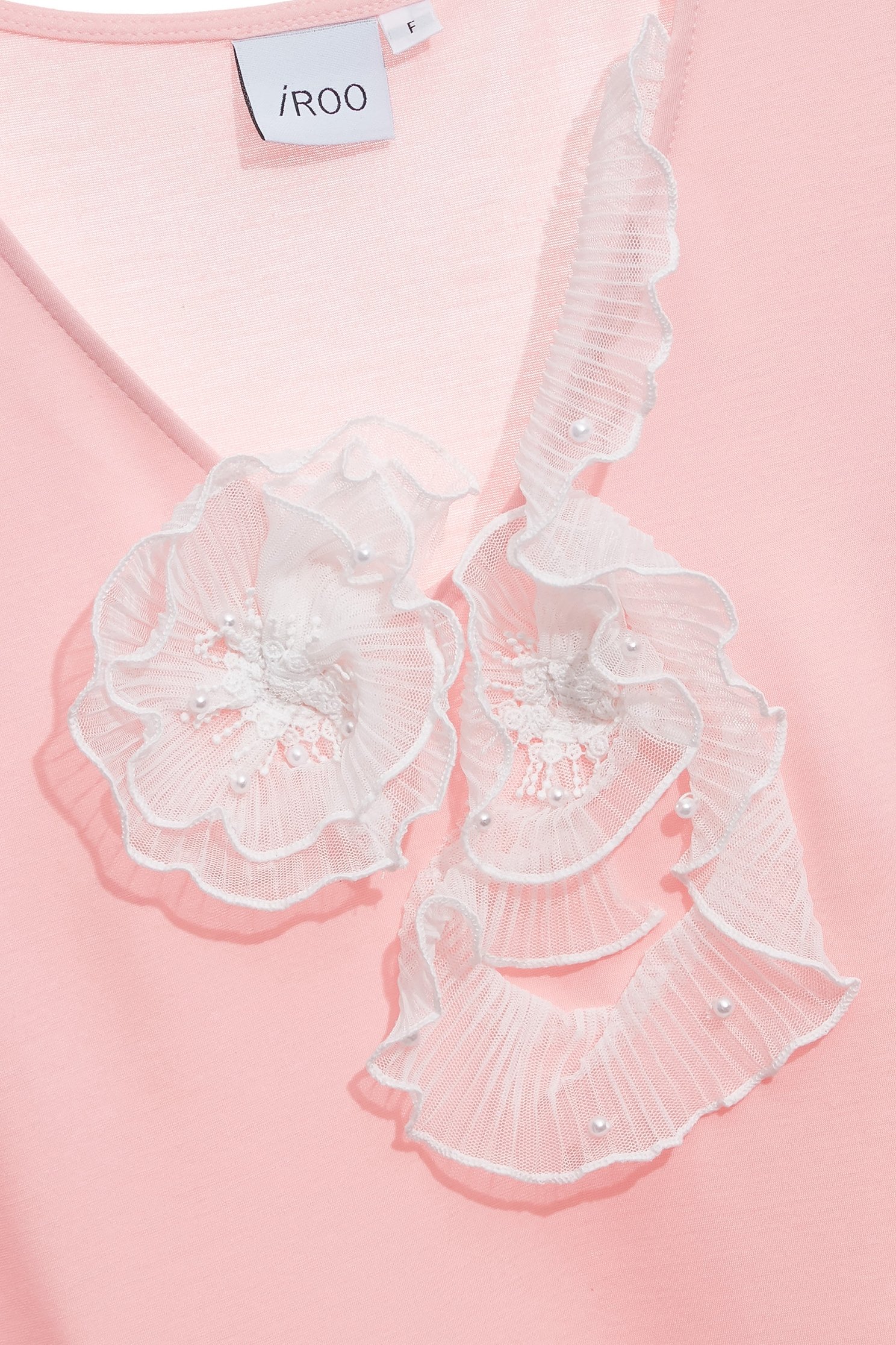 Pleated Floral Detail V-neck TeePleated Floral Detail V-neck Tee,V-Neck T shirts,Tops,pearl,Season (AW) Look,Lace