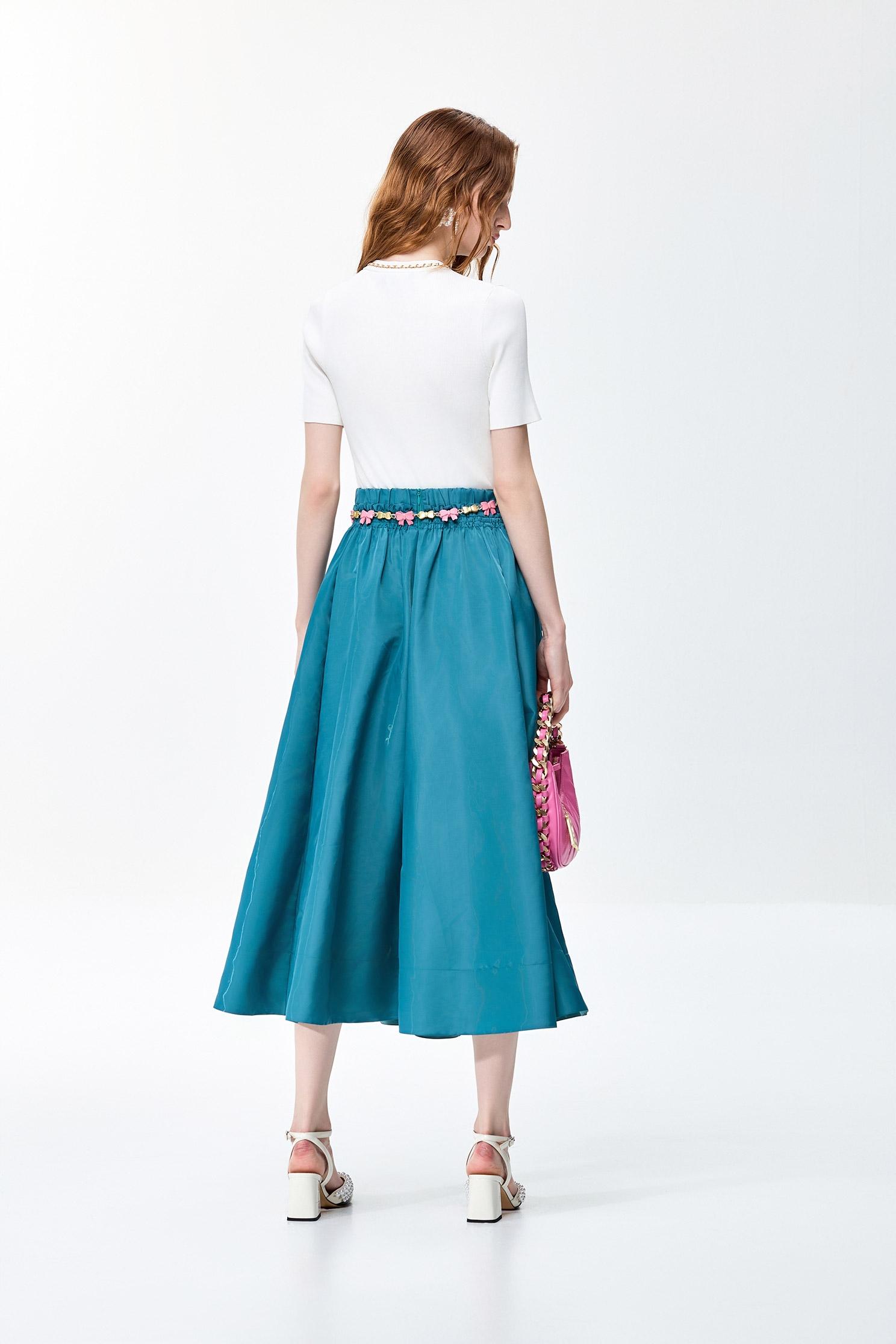 V-neck Short Sleeve Knit TopV-neck Short Sleeve Knit Top,V-Neck T shirts,Tops,Season (SS) Look,Knitted,Knitted tops