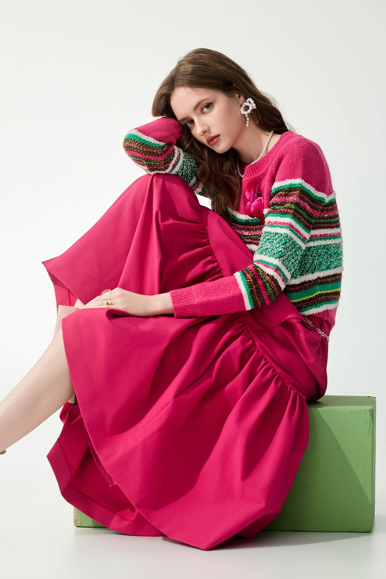 Colour Block Knit Top With Floral DetailColour Block Knit Top With Floral Detail,Tops,Season (SS) Look,Knitted,Knitted tops