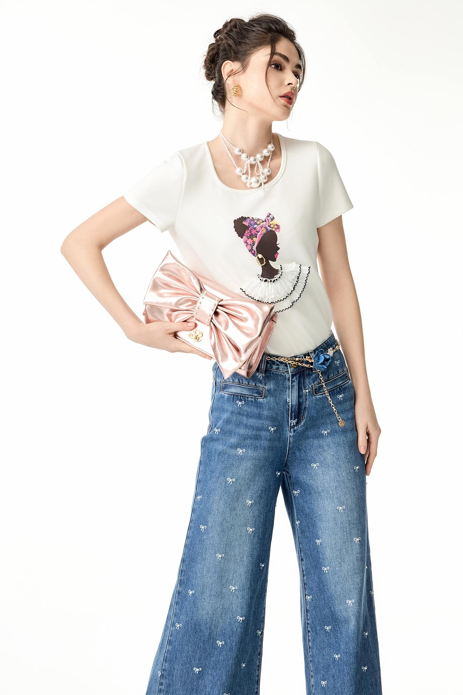 Figure Graphic Short Sleeve TeeFigure Graphic Short Sleeve Tee,T-shirts,Tops,Season (SS) Look