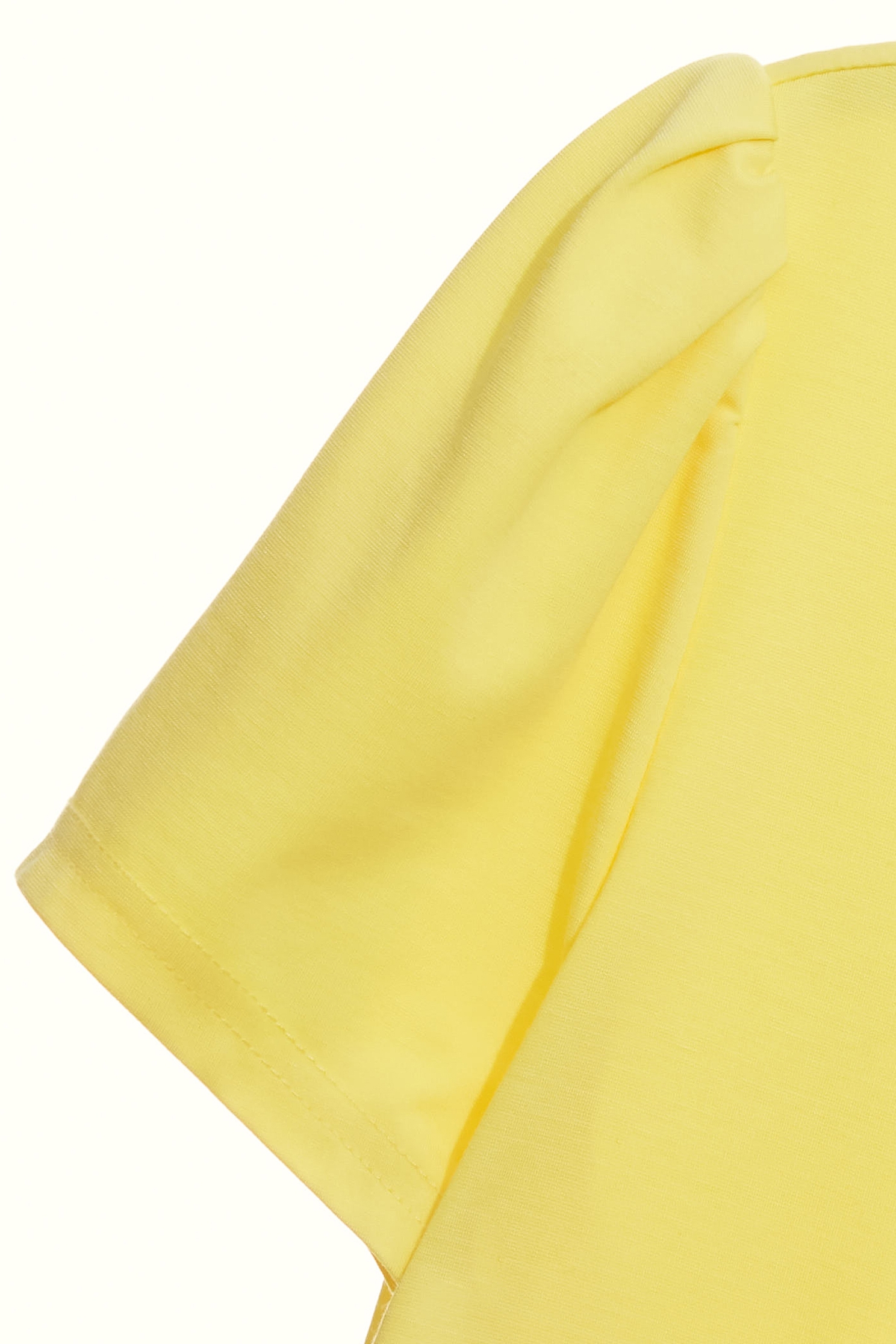 3-D Floral Detail Short Sleeve Tee3-D Floral Detail Short Sleeve Tee,T-shirts,Tops,Season (SS) Look