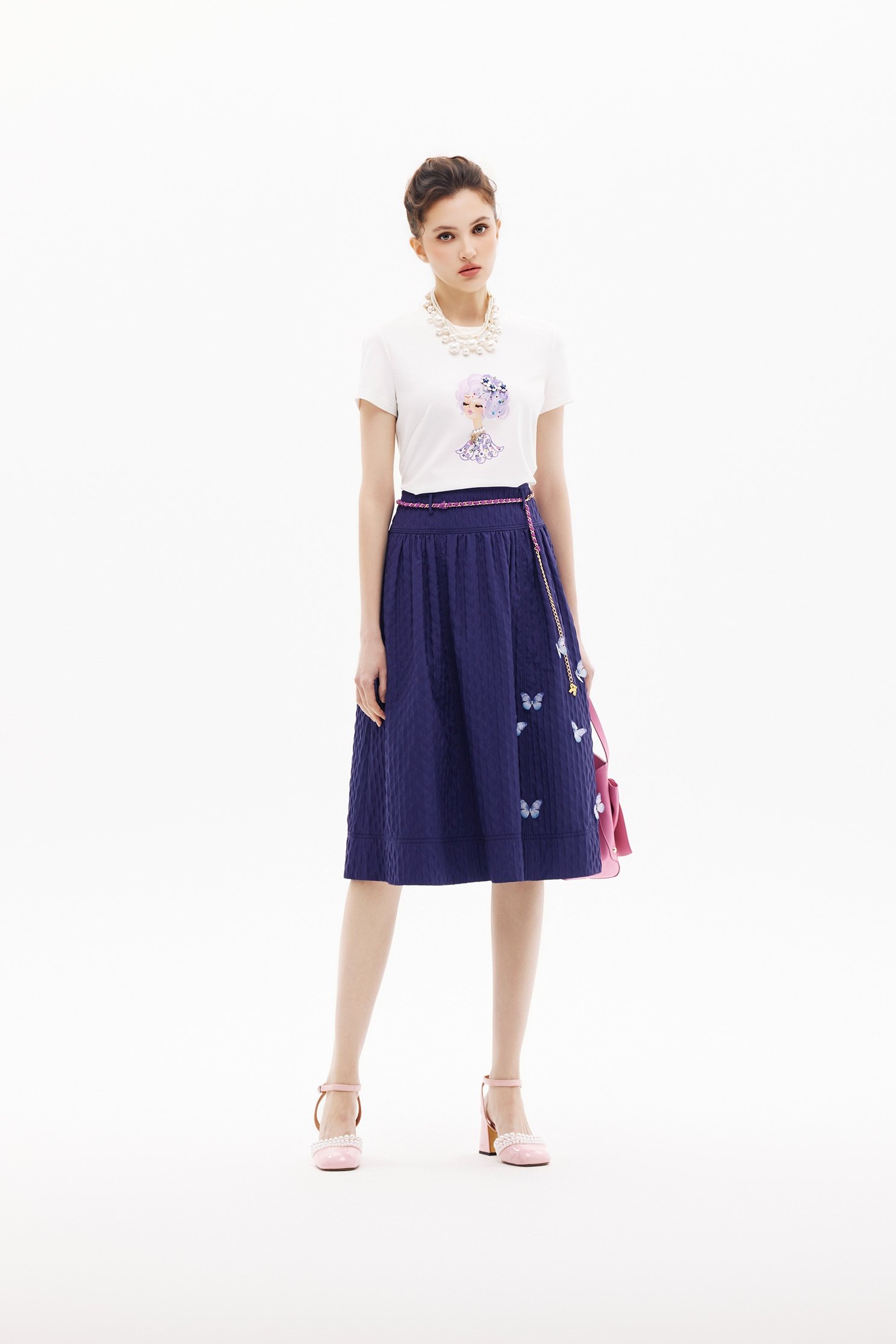 Figure Graphic Short Sleeve TeeFigure Graphic Short Sleeve Tee,Tops,Embroidered,Season (SS) Look,White tops