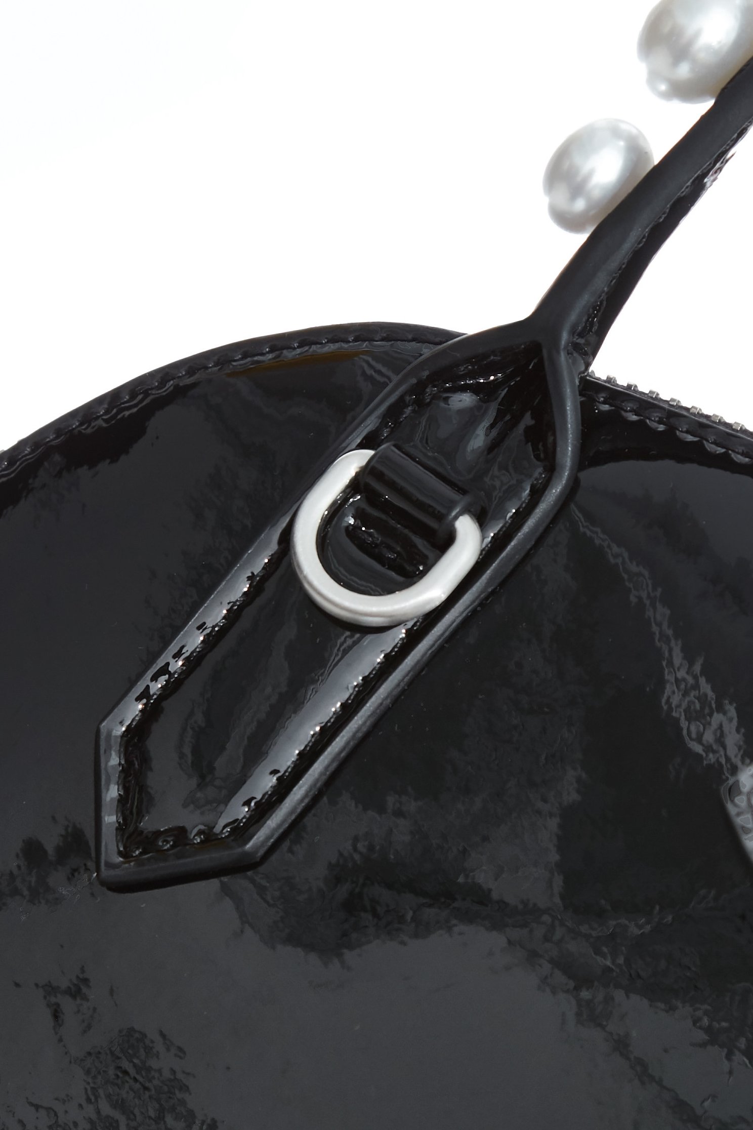 Sleak Pearl Applique HandbagMirror Finish Handbag,cocktaildresses,pearl,Evening dresses,Season (AW) Look