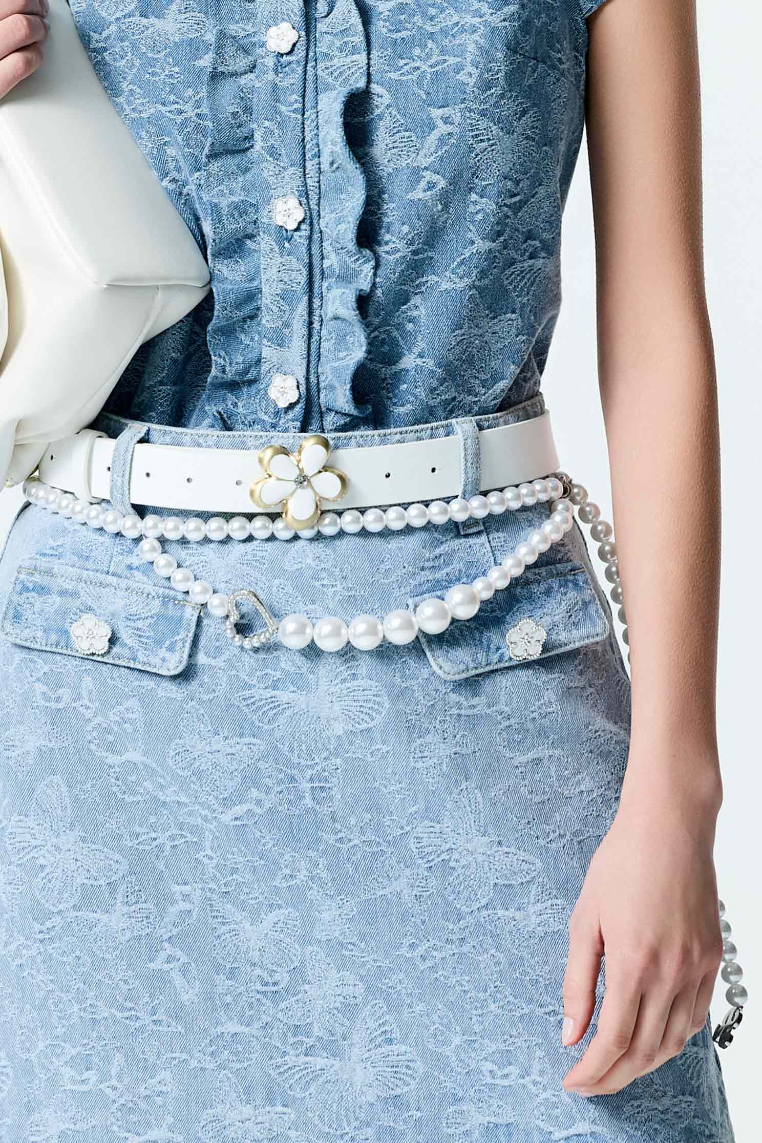 Classic Heart Detail Pearl Chain BeltClassic Heart Detail Pearl Chain Belt