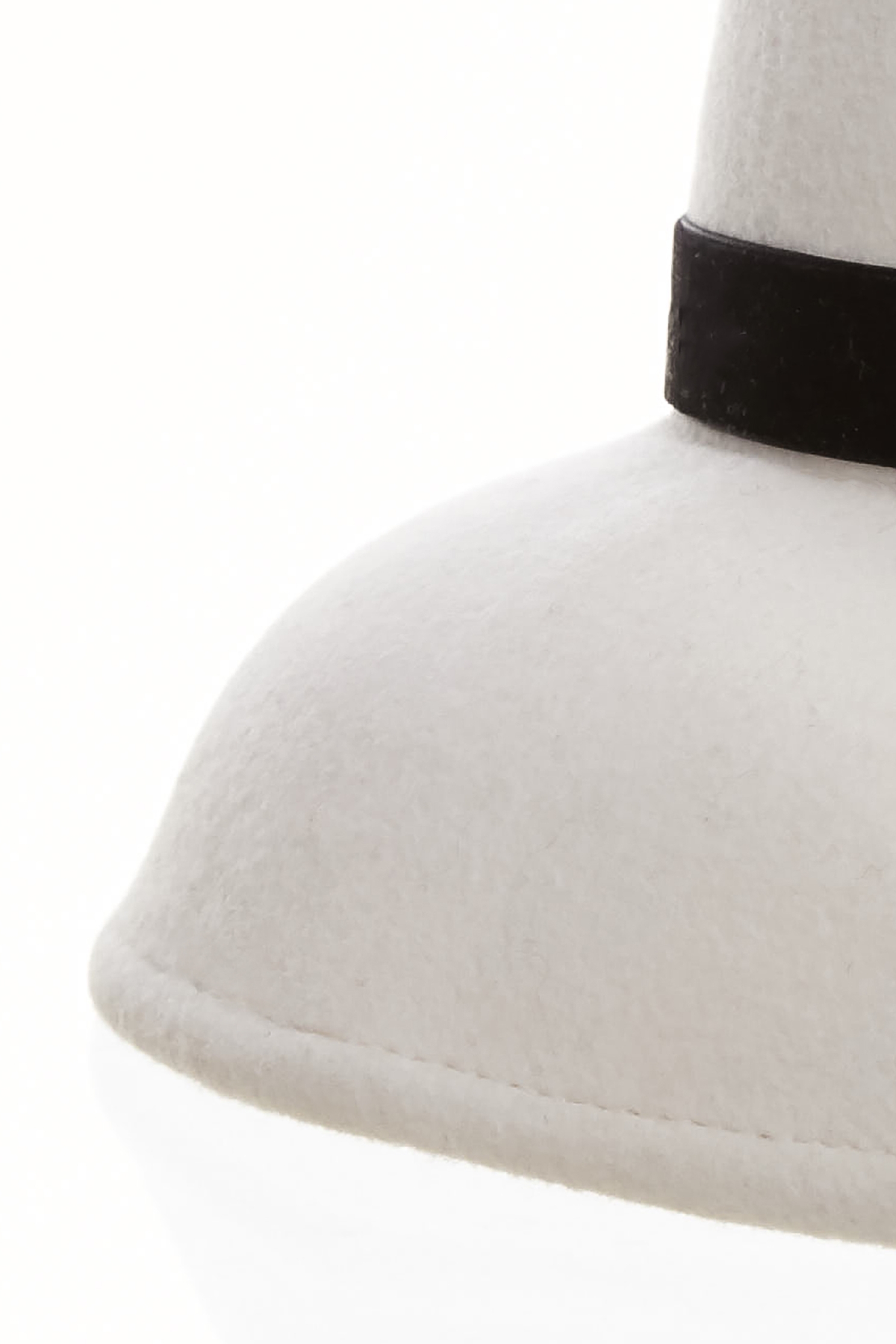 Contrast Black Bow Detail Woolen HatContrast Black Bow Detail Woolen Hat,Season (AW) Look,Purewool