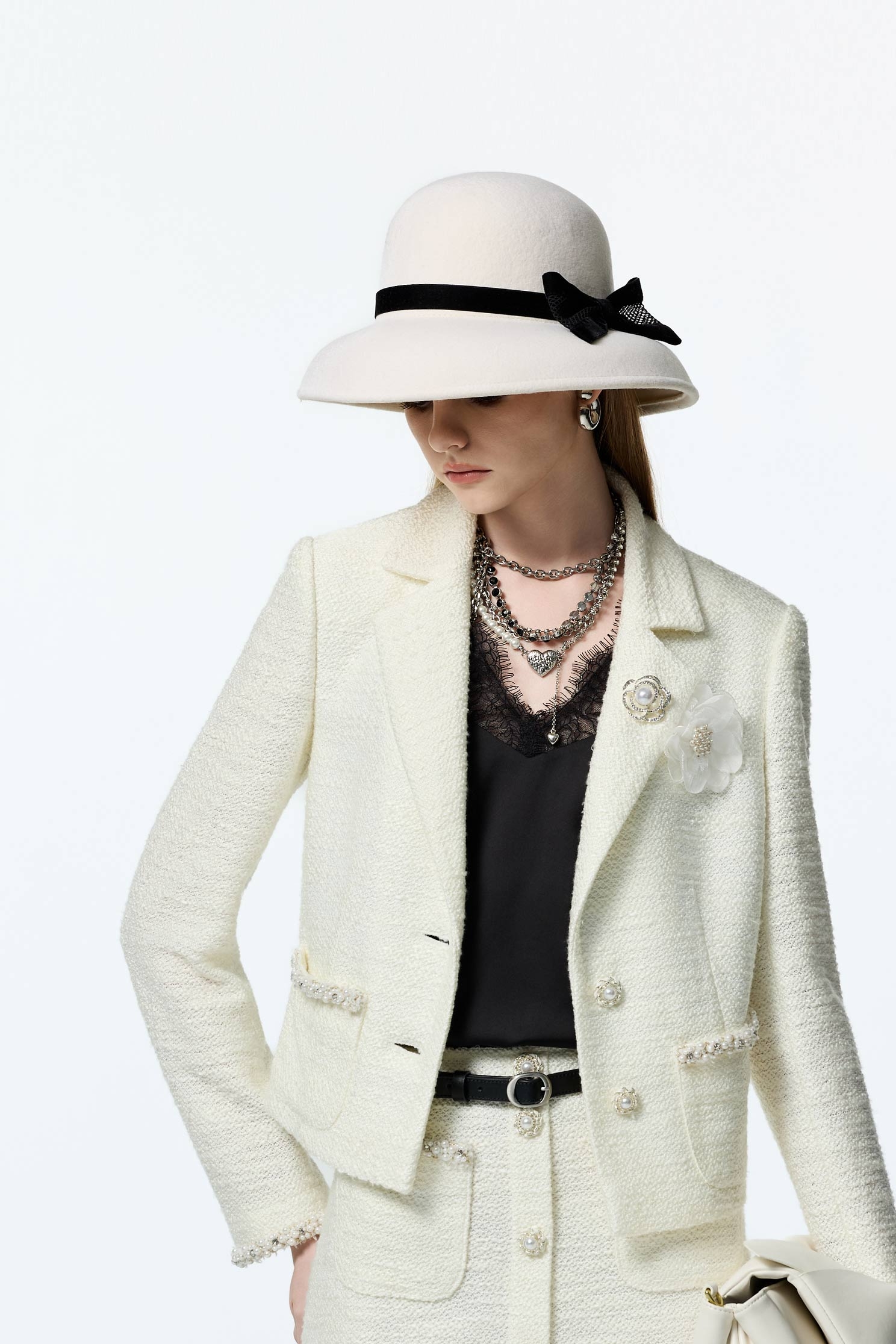 Contrast Black Bow Detail Woolen HatContrast Black Bow Detail Woolen Hat,Season (AW) Look,Purewool