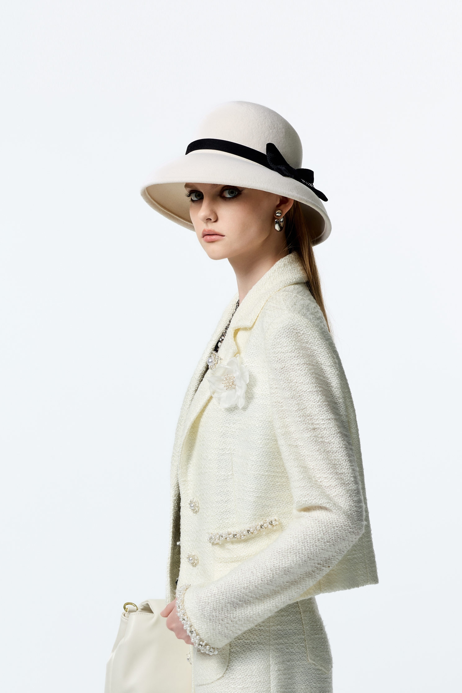 Contrast Black Bow Detail Woolen HatContrast Black Bow Detail Woolen Hat,Season (AW) Look,Purewool