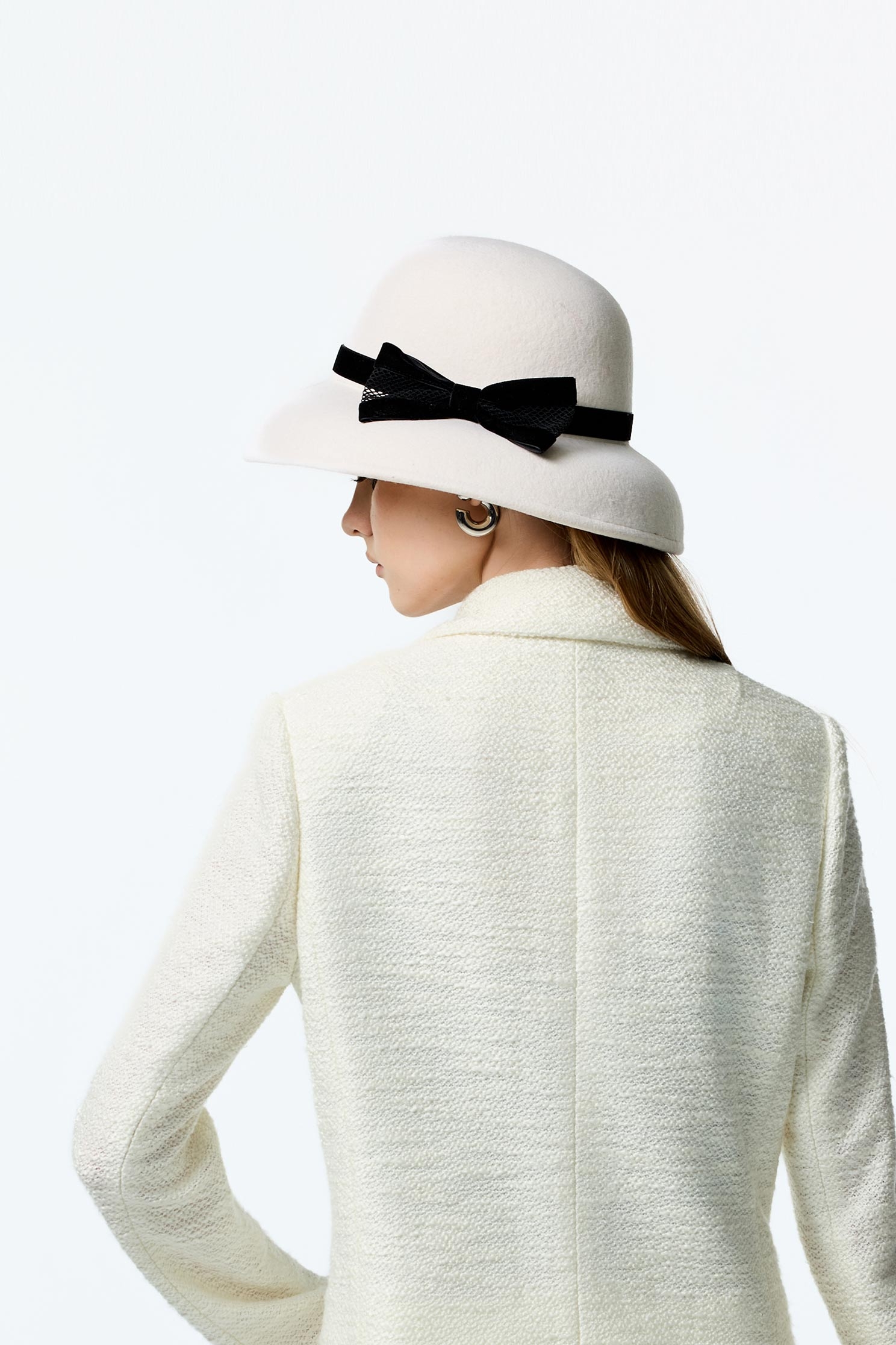 Contrast Black Bow Detail Woolen HatContrast Black Bow Detail Woolen Hat,Season (AW) Look,Purewool