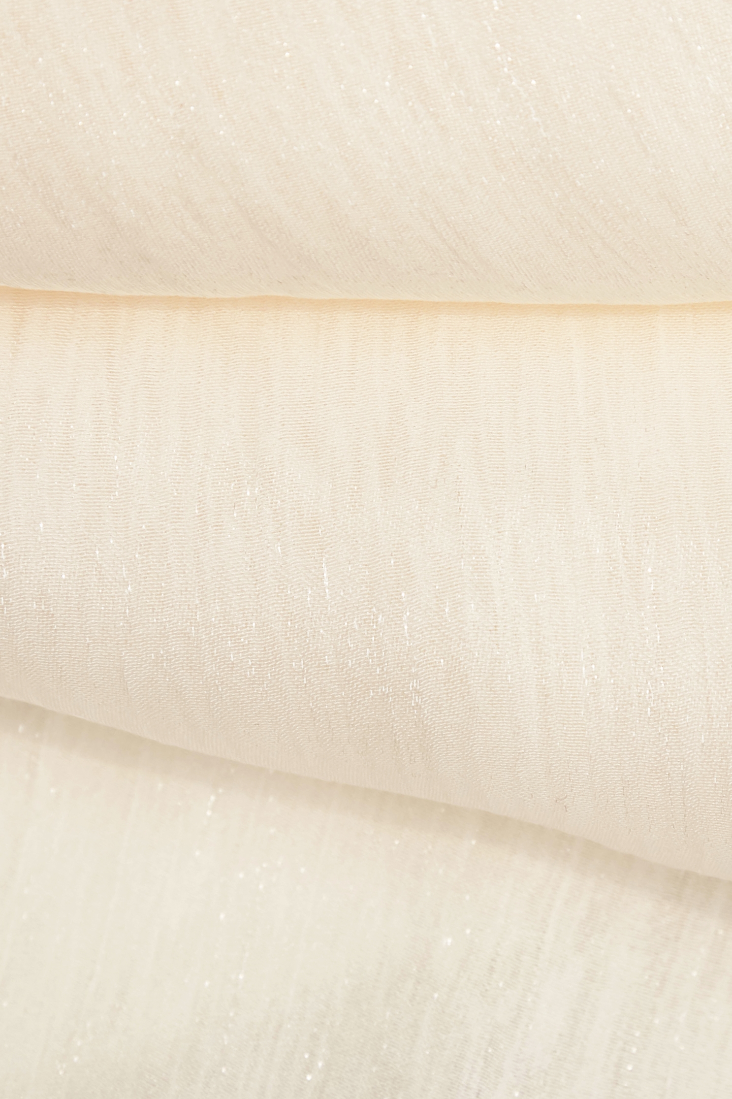 Metallic Sheen Soft ScarfMetallic Sheen Soft Scarf,Season (AW) Look