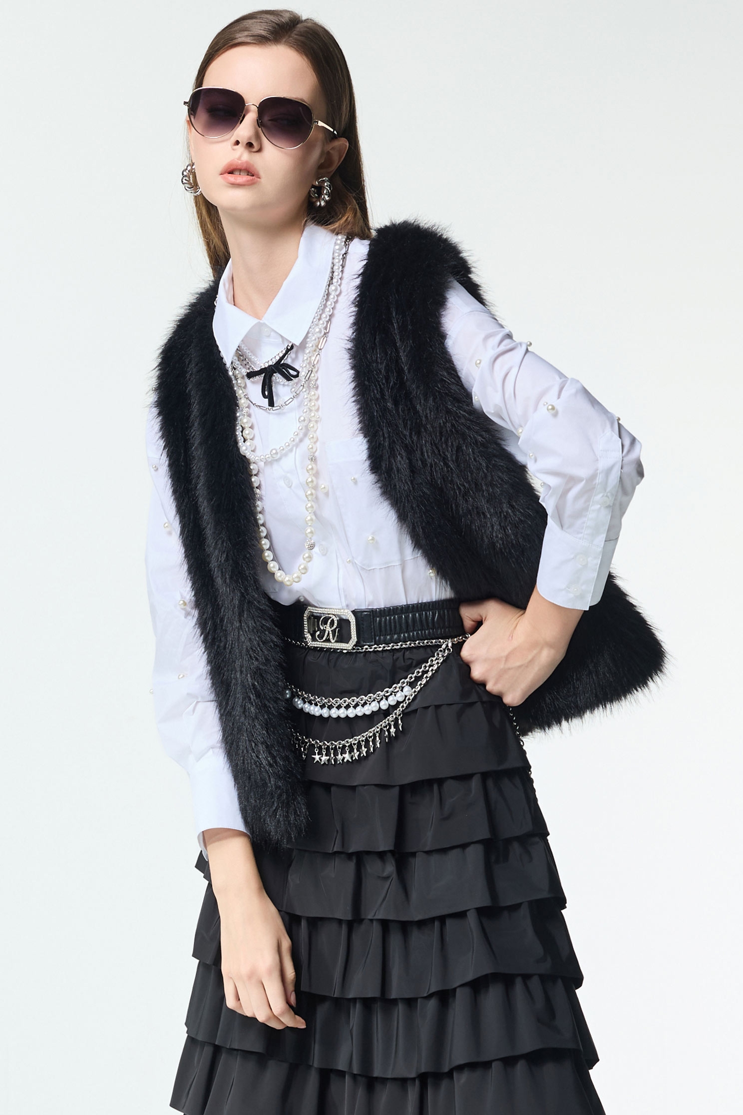 Multi Layer Pearl  Chain BeltMulti Layer Pearl  Chain Belt,pearl,Season (AW) Look