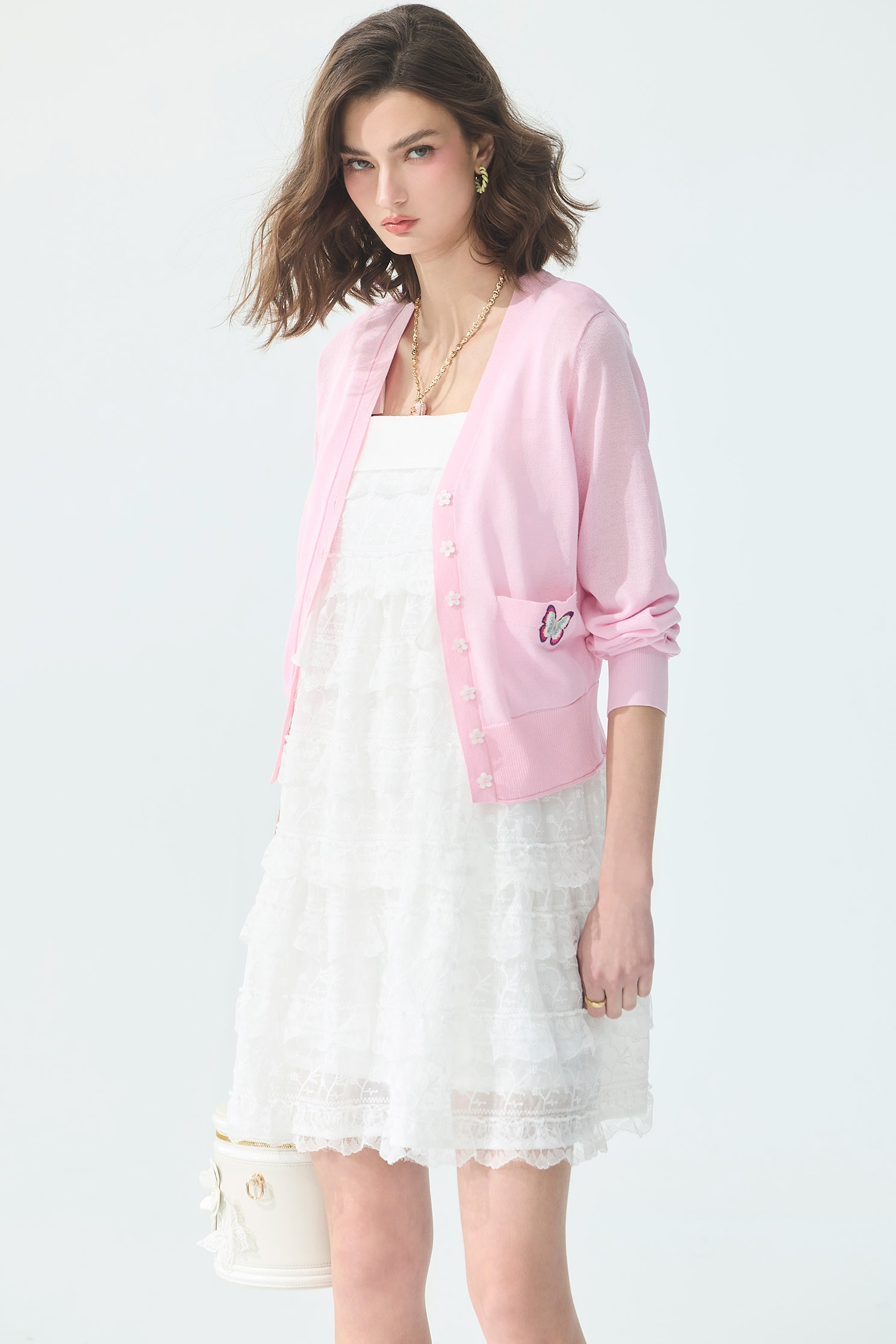 V-neck Butterfly Detail Anti Wrinkle Knit CardiganV-neck Butterfly Detail Anti Wrinkle Knit Cardigan,Jackets,Embroidered,Outerwear,Season (SS) Look,Knitted,Knitted coats