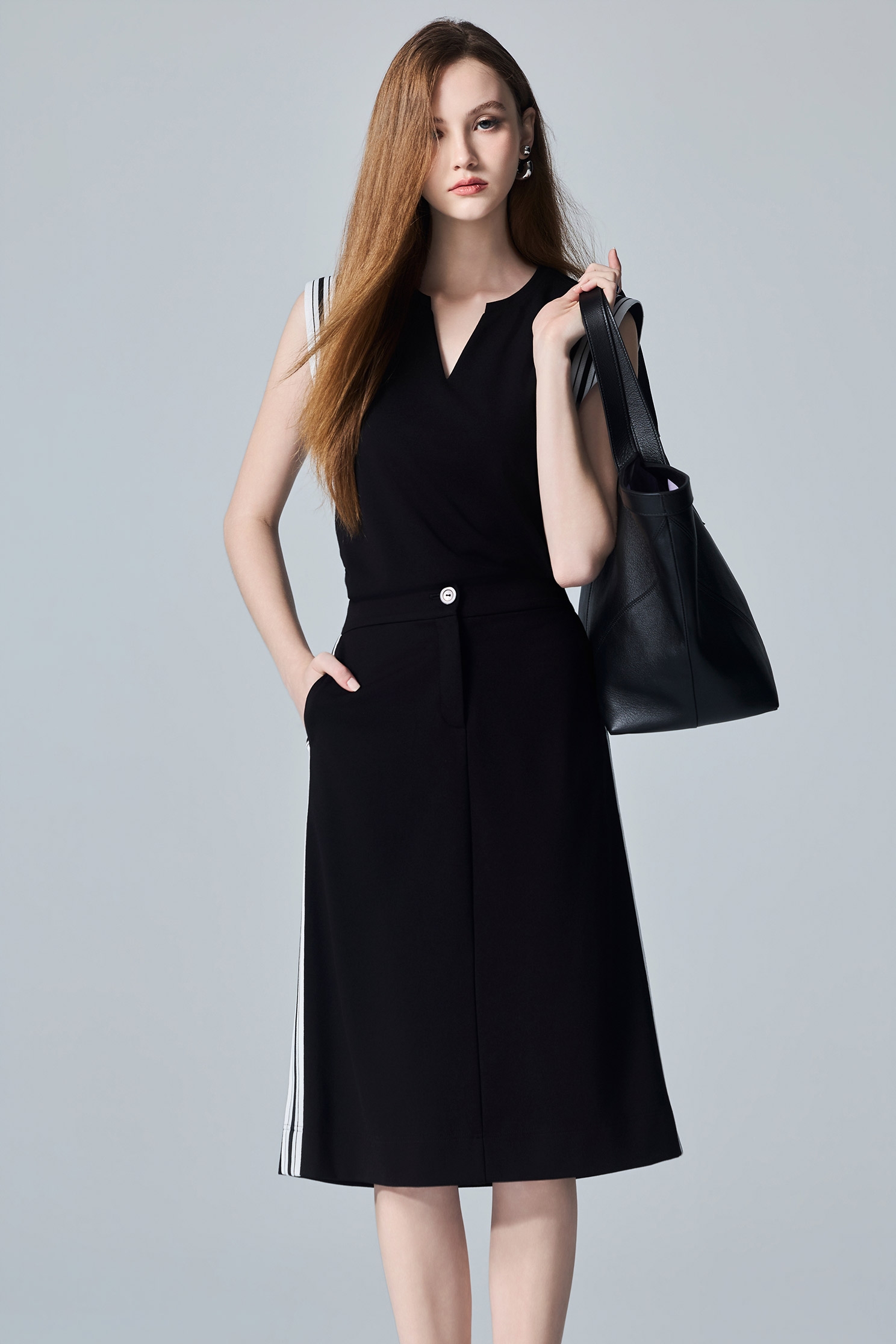 Contrast Trim Detail Sports Style SkirtContrast Trim Detail Sports Style Skirt,Embroidered,Season (AW) Look,Midi skirts,Black skirts