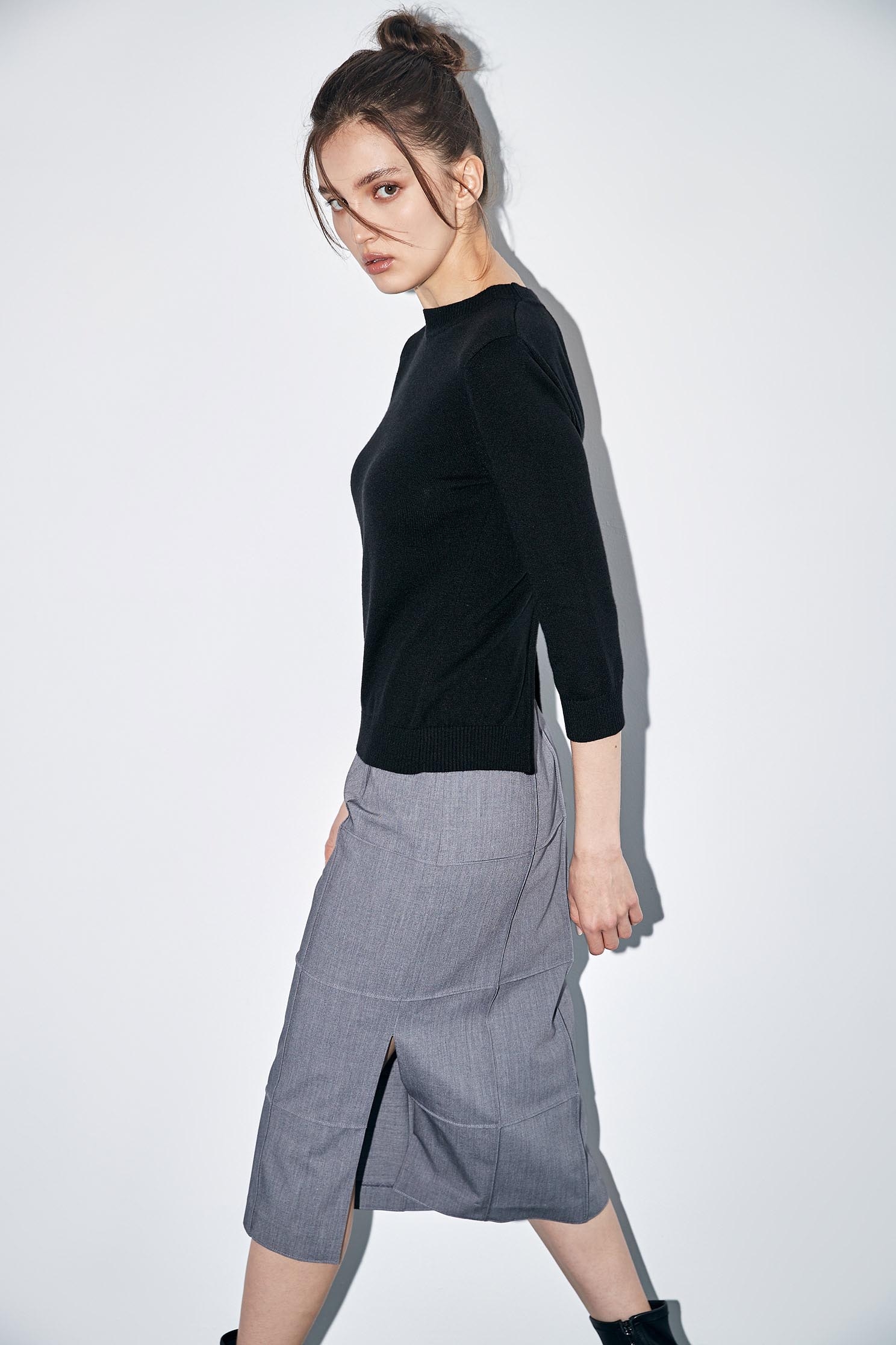 Basic Grey Skirt With Side SlitNarrow skirt with checked design,Season (AW) Look,Pencil skirts,Midi skirts