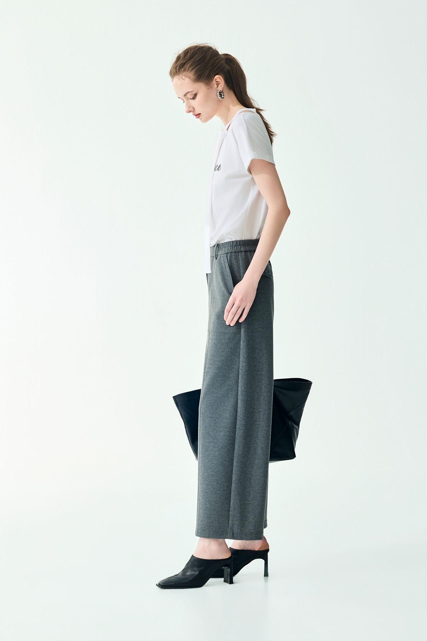 Straight Cut Casual PantsStraight Cut Casual Pants,Embroidered,Culottes,Season (SS) Look,pants,Black pants