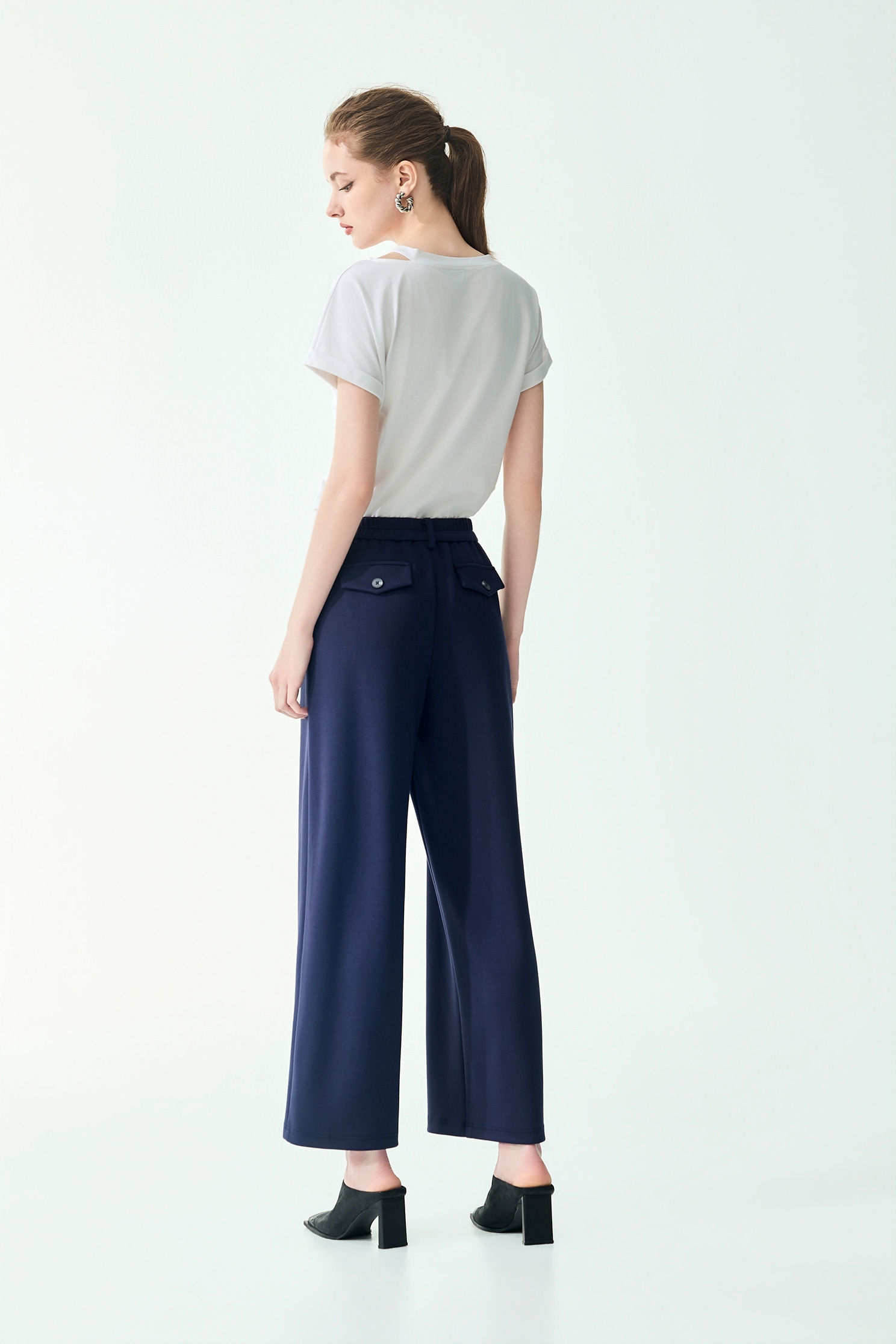 Straight Cut Casual PantsStraight Cut Casual Pants,Embroidered,Culottes,Season (SS) Look,pants,Black pants