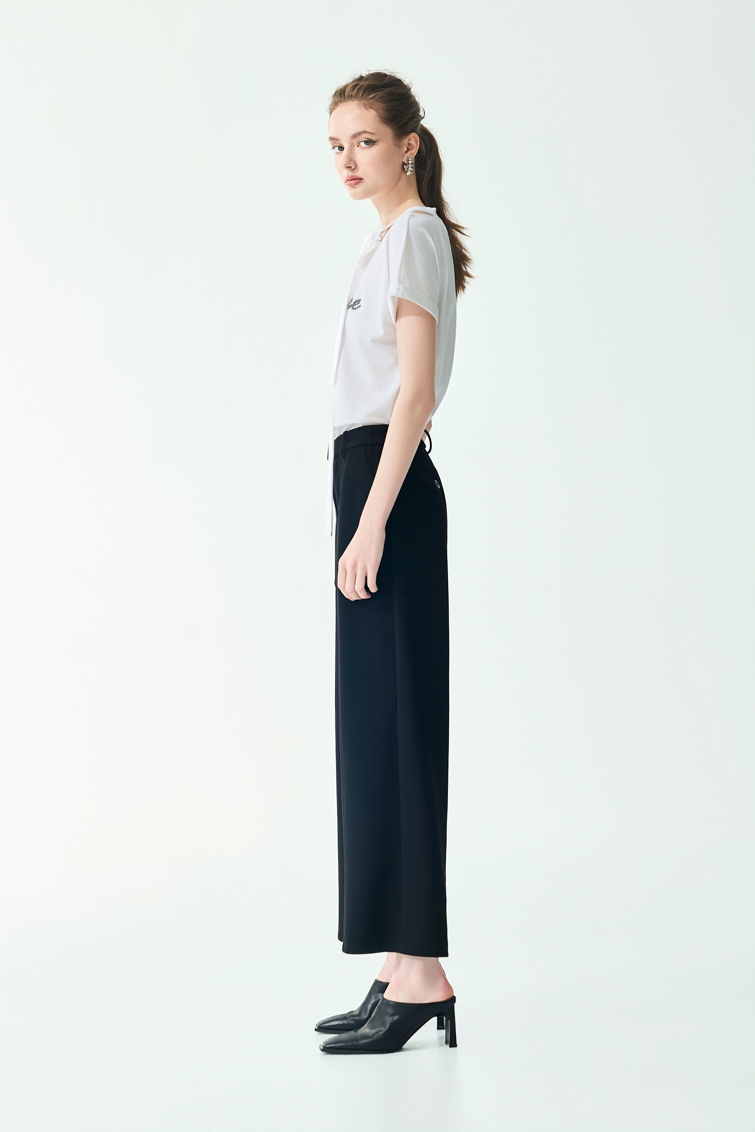 Straight Cut Casual PantsStraight Cut Casual Pants,Embroidered,Culottes,Season (SS) Look,pants,Black pants