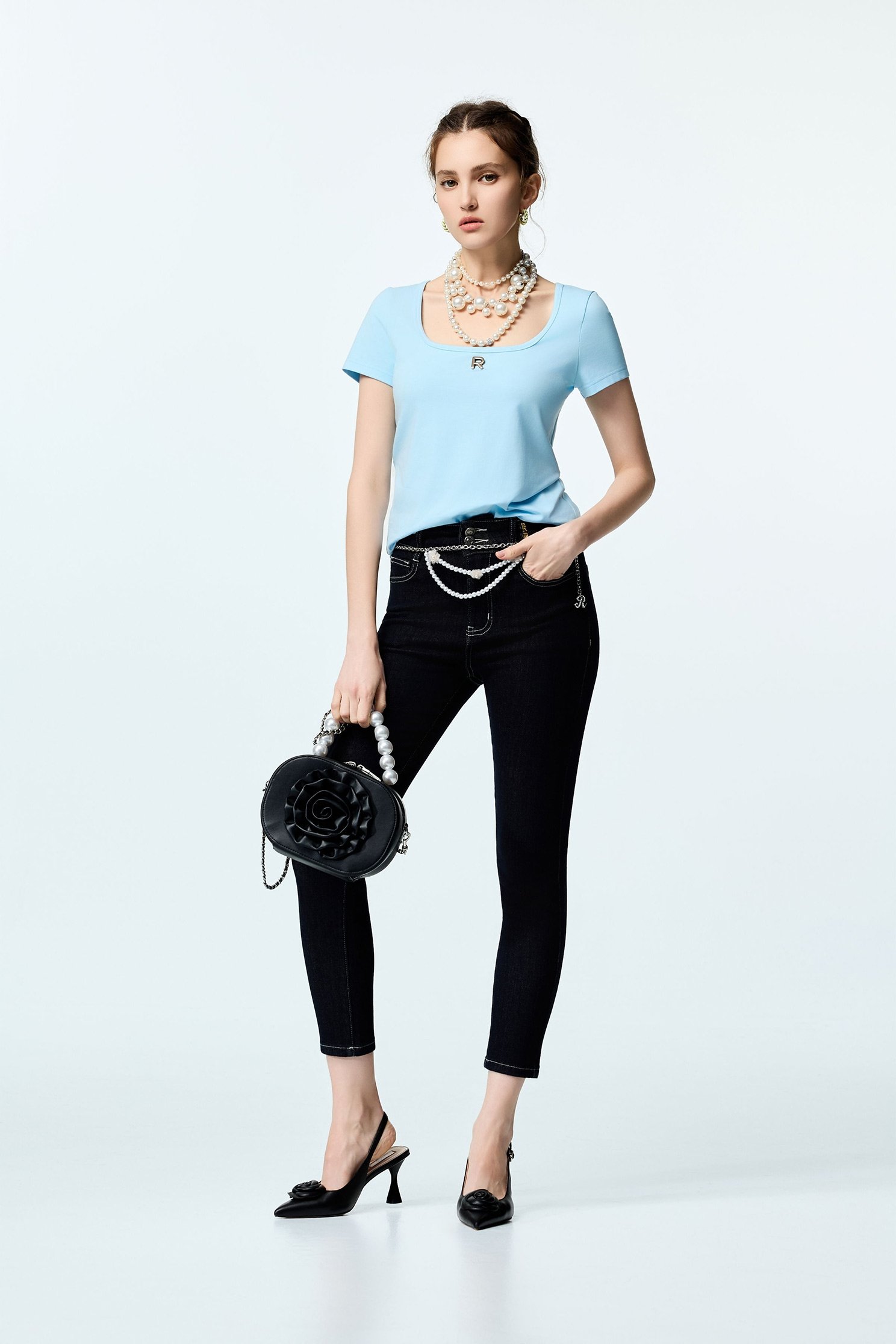 Minimalist Slim-Fit JeansMinimalist Slim-Fit Jeans,Season (SS) Look,Denim,Jeans,Valentine