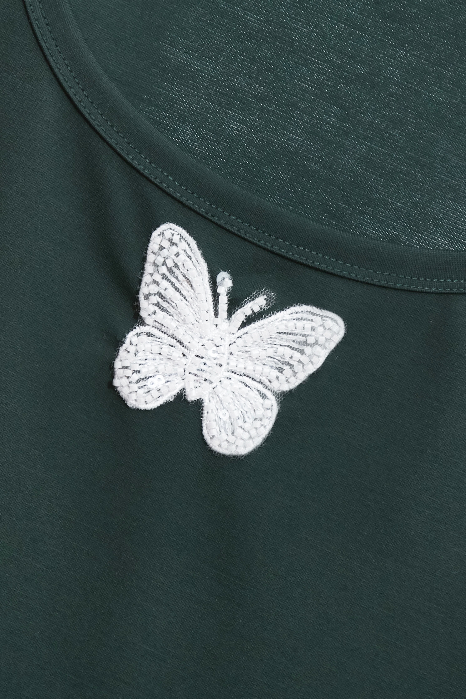 Beaded Butterfly Detail Tank TopBeaded Butterfly Detail Tank Top,sleeveless tops,White tops,Season (AW) Look,sleeveless tops