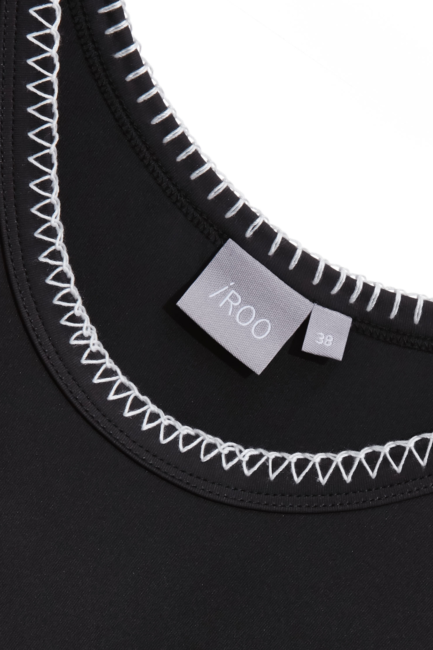 Contrast Embroidery Trim VestContrast Embroidery Trim Vest,sleeveless tops,Embroidered,Season (SS) Look,sleeveless tops,Black tops