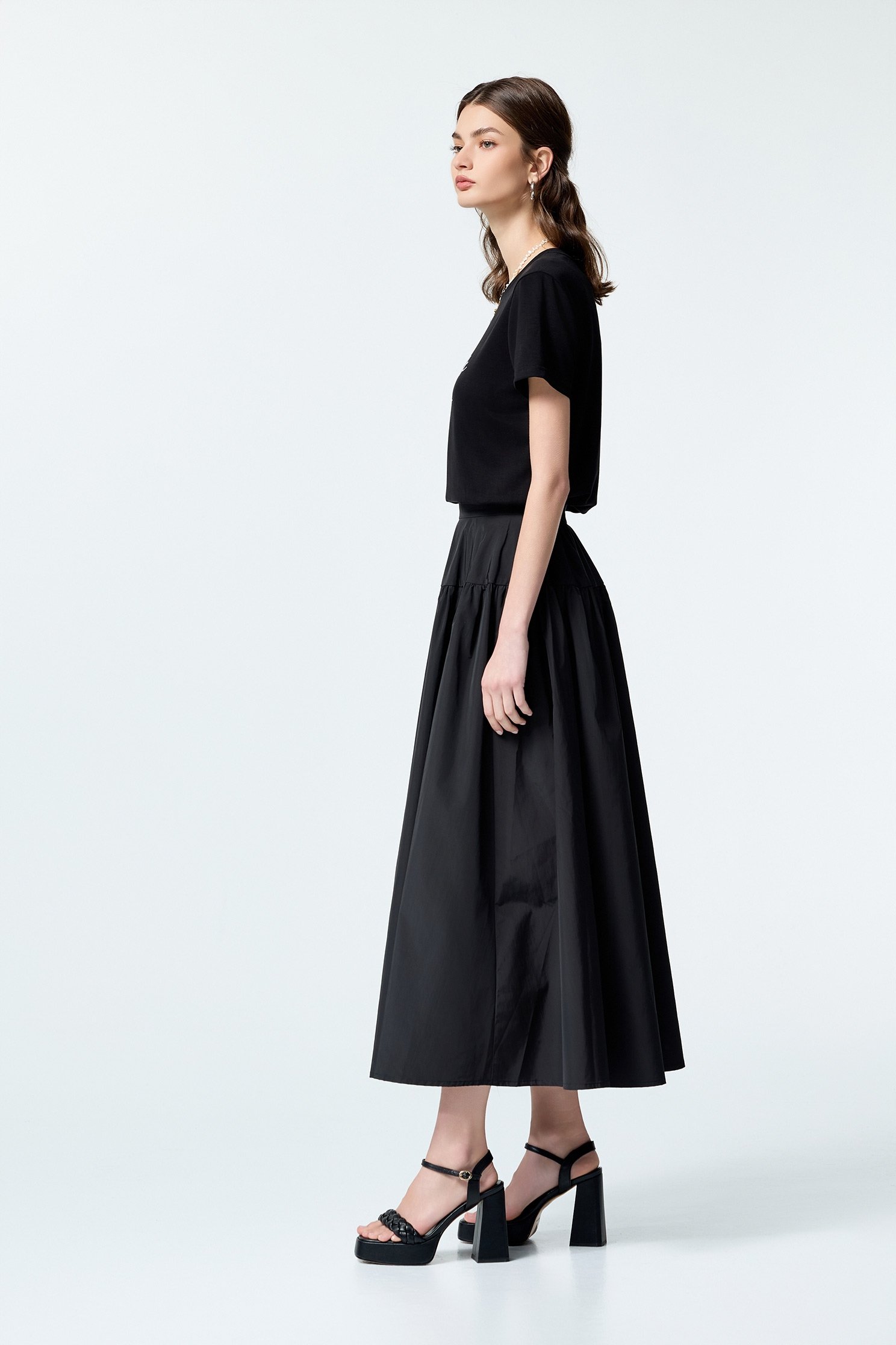 Front Slogan Basic TeeFront Slogan Basic Tee,T-shirts,Tops,Embroidered,Season (SS) Look,White tops