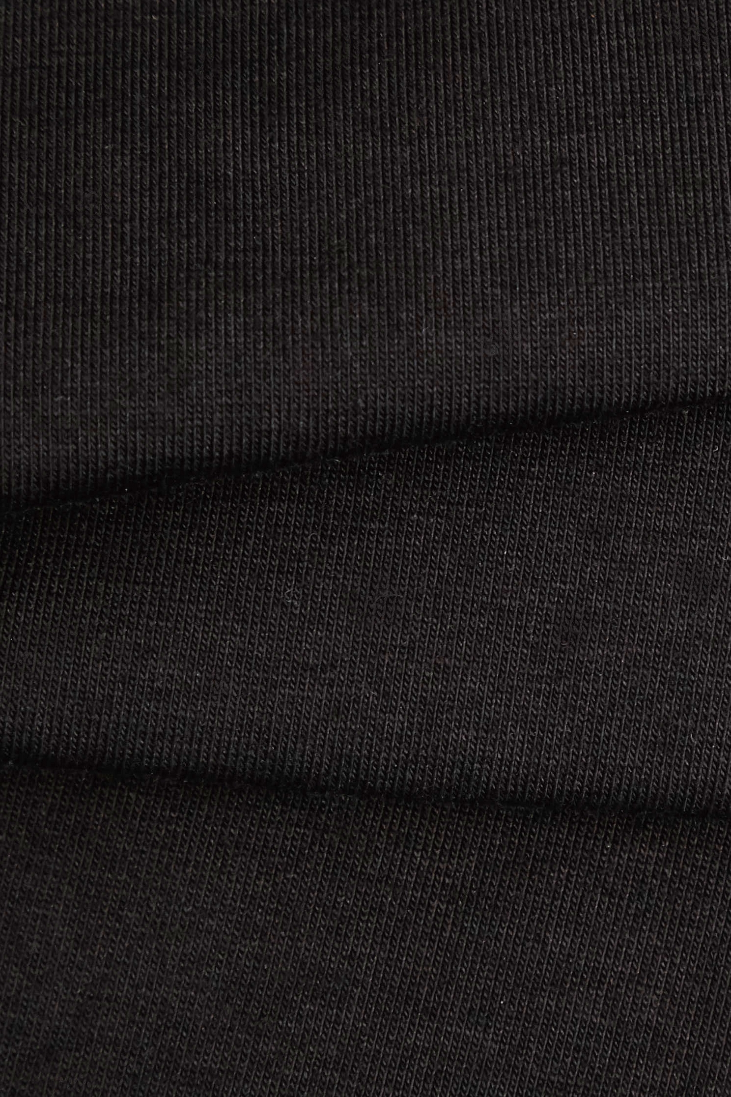 V-neck Contrast Stitch Detail TeeV-neck Contrast Stitch Detail Tee,T-shirts,Tops,Embroidered,Season (SS) Look,black tops