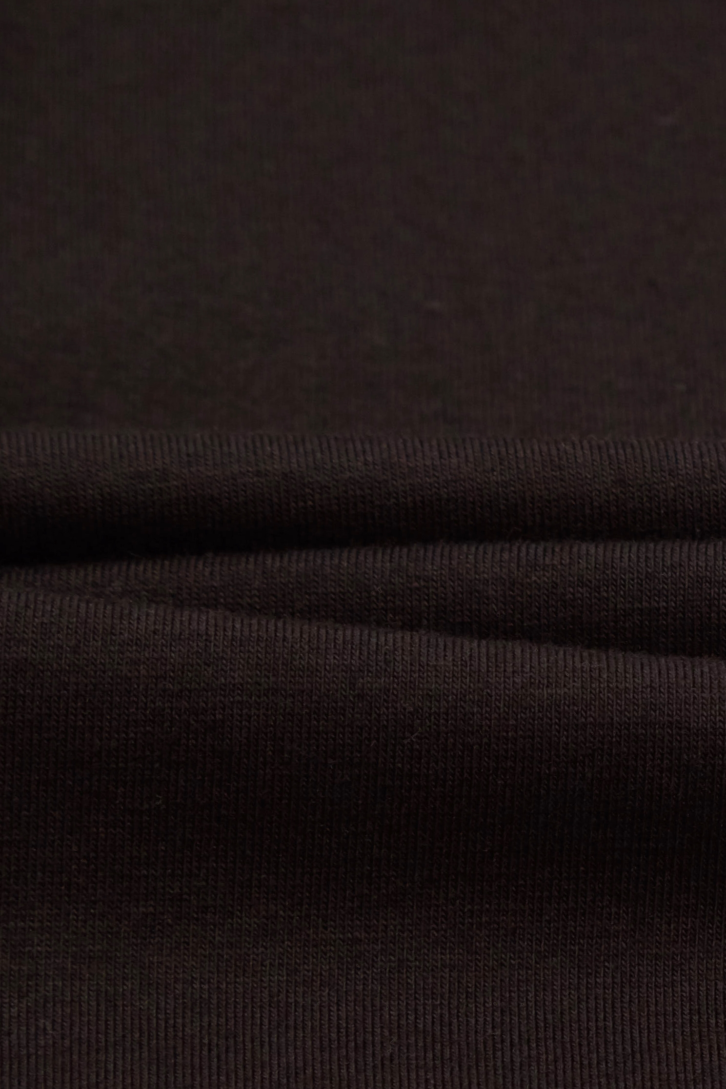 Basic V-neck Short Sleeve TeeBasic V-neck Short Sleeve Tee,T-shirts,T-shirts,V-Neck T shirts,Tops,Embroidered,Season (SS) Look