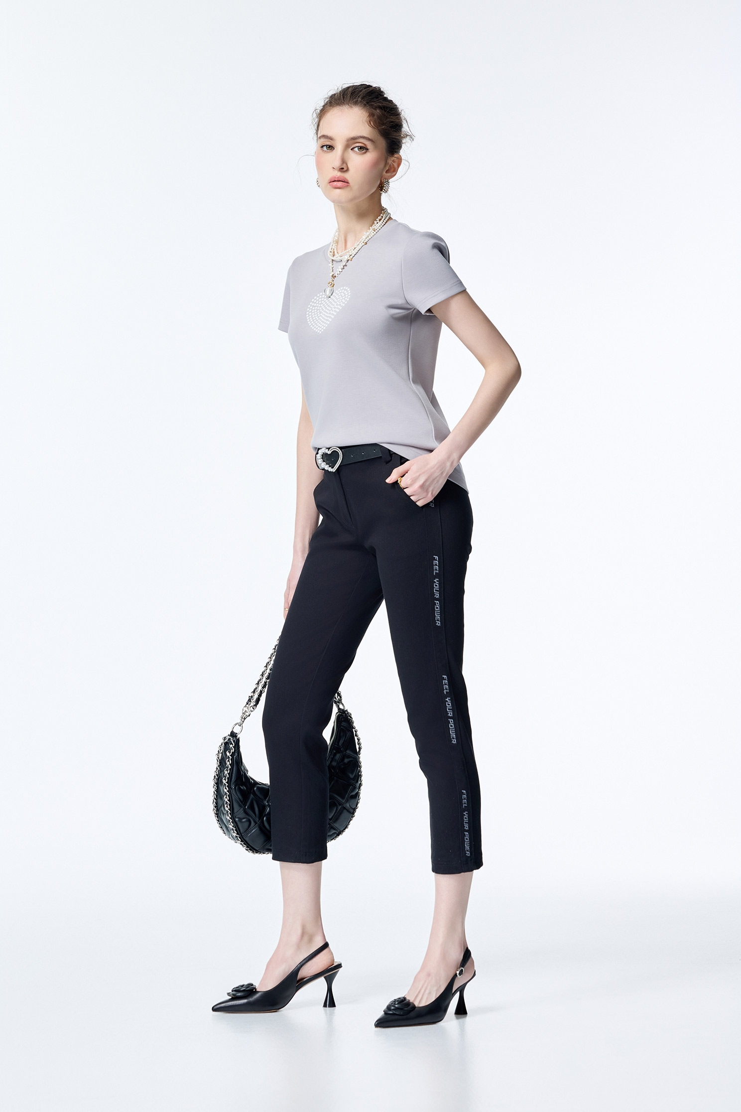 Pearl Applique Heart Logo Short Sleeve TeePearl Applique Heart Logo Short Sleeve Tee,T-shirts,Tops,Season (SS) Look,pearl,White tops