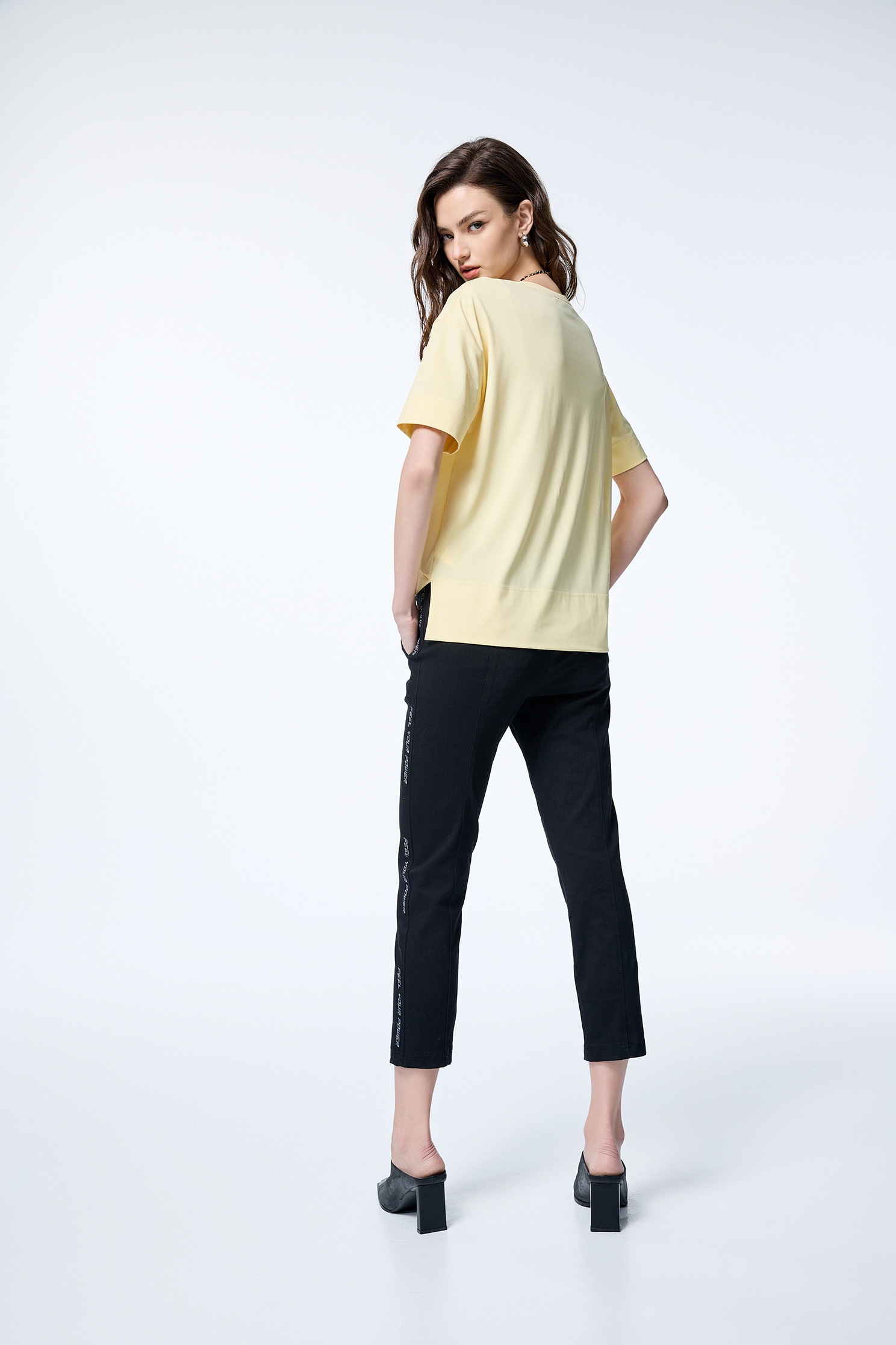 Embroidery Slogan Short Sleeve TeeEmbroidery Slogan Short Sleeve Tee,T-shirts,Tops,Embroidered,Season (SS) Look