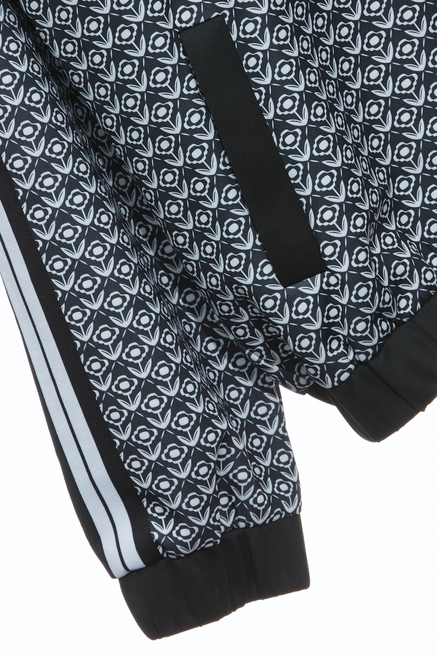 Black and White Logo Print JacketBlack and White Logo Print Jacket,COZY PUNCH,Outerwear,Season (AW) Look,Hoodie jackets