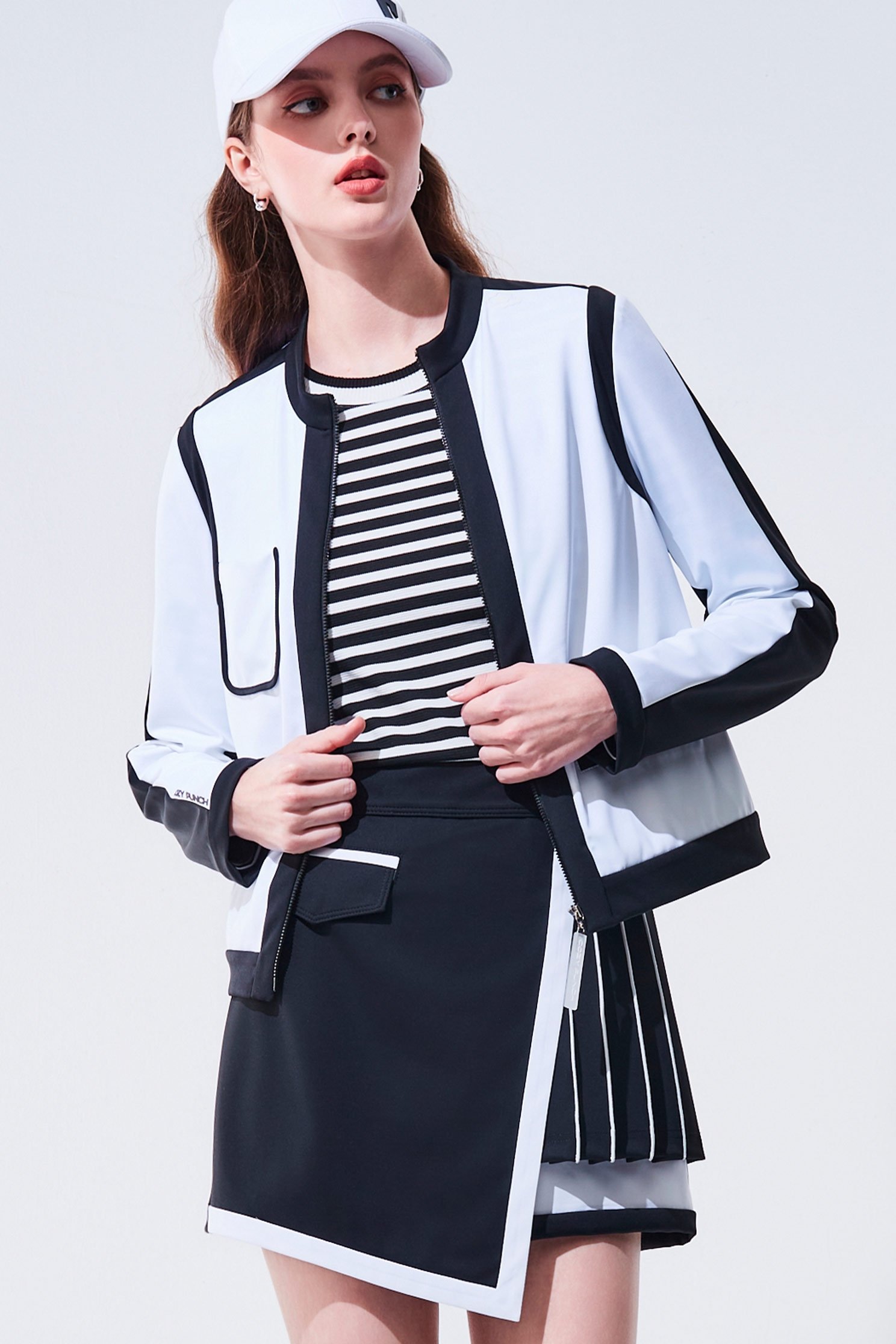 Color-Contrast Pleated Hem SkortColor-Contrast Pleated Hem Skort,COZY PUNCH,Mini skirts,Shorts,Season (AW) Look,Skorts