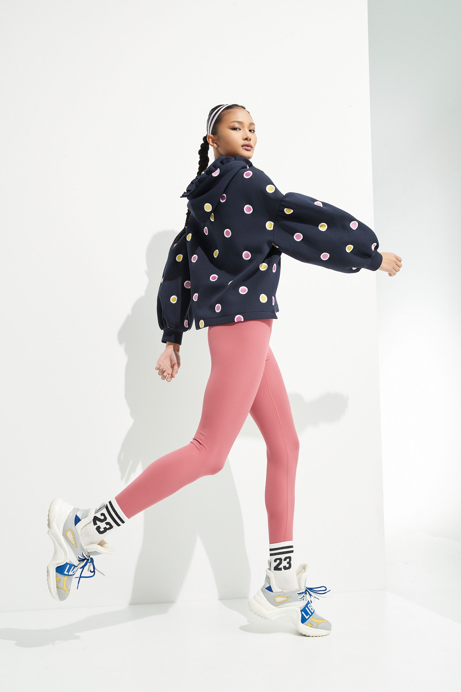 Ultra-Stretched Yoga Pants_CrossoverUltra-stretched yoga pants_crossover,COZY PUNCH,Season (SS) Look,legging,Athleisure,cloudcollection