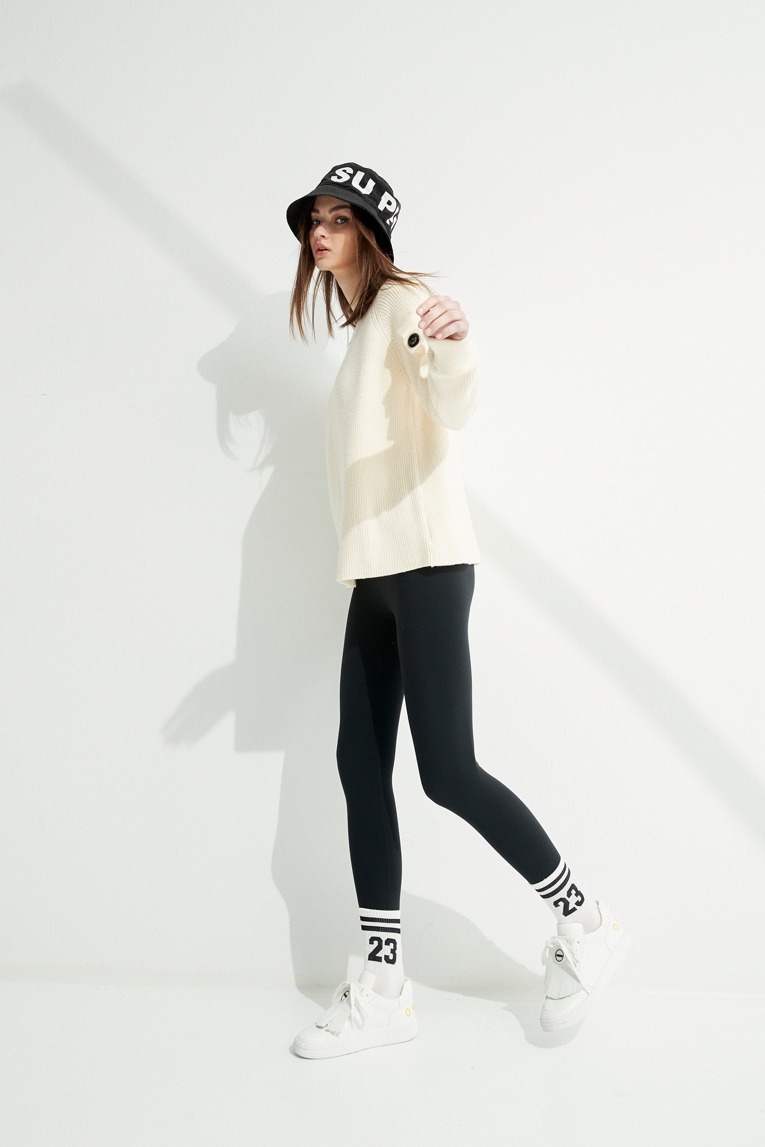 Ultra-Stretched Yoga Pants_CrossoverUltra-stretched yoga pants_crossover,COZY PUNCH,Season (SS) Look,legging,Athleisure,cloudcollection