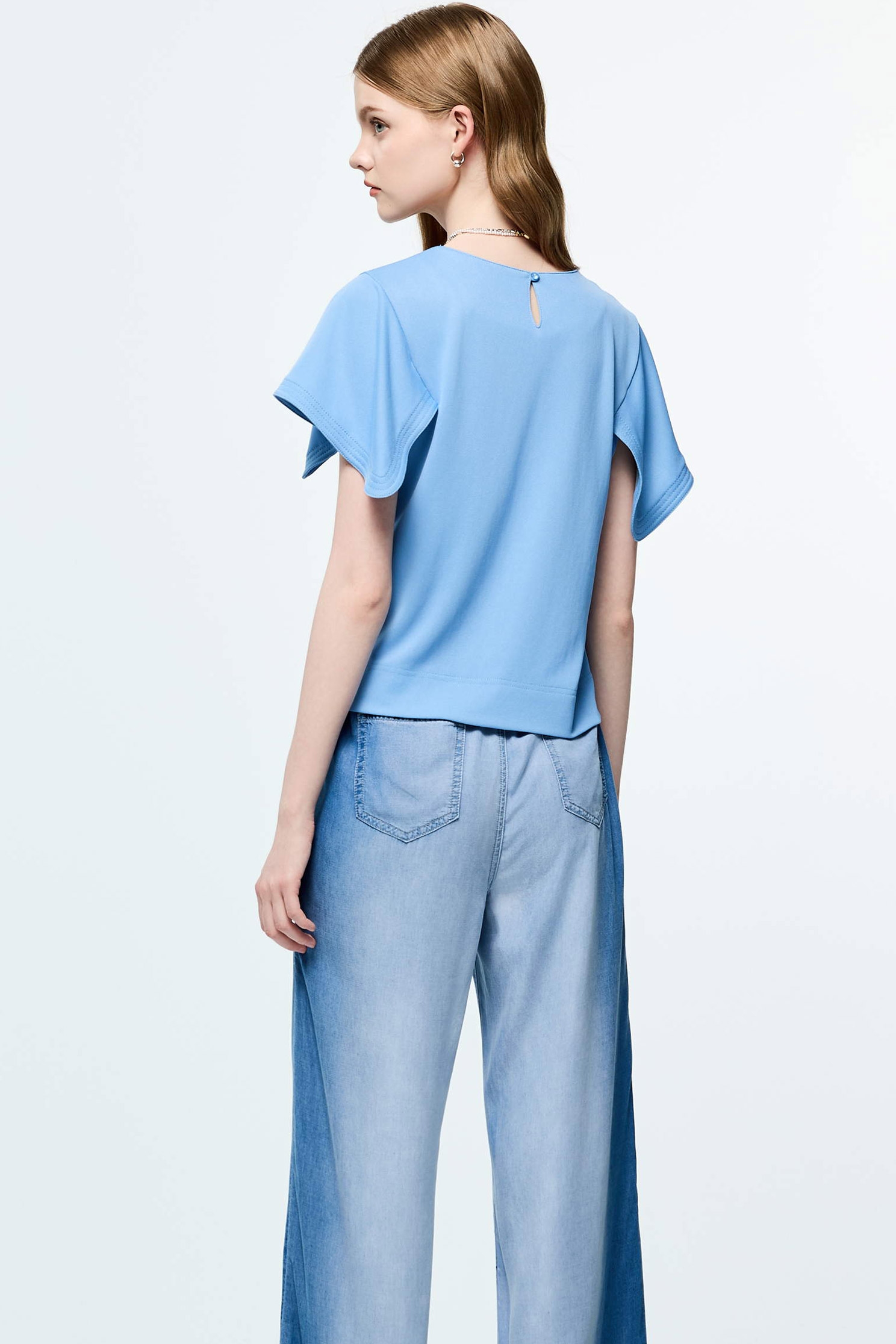 High Performance Collagen Sleeve Detail TopBluish Green Lake Color Collagen Sleeve Detail Top,COZY PUNCH,Tops,Casual,Season (SS) Look