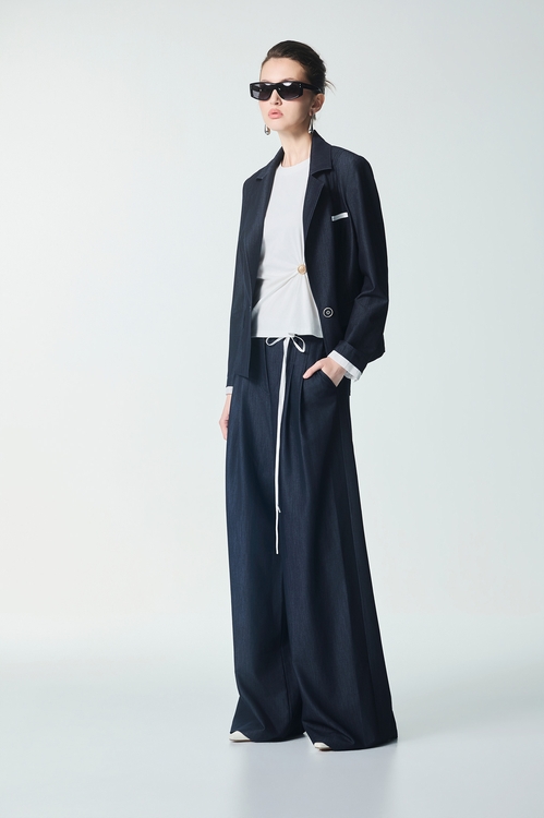 Minimalist Navy Blazer,Outerwear