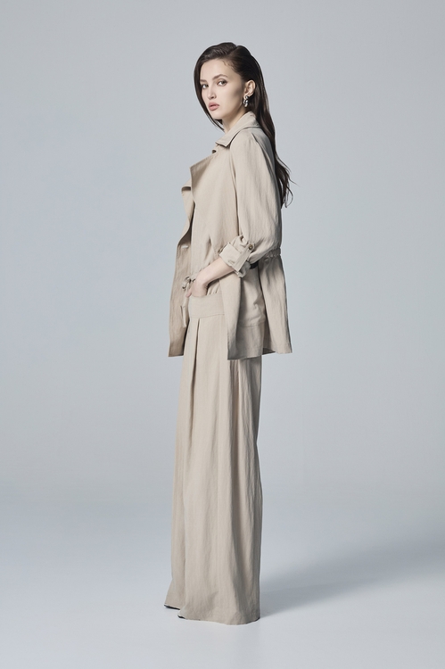 Mid Length Khaki Jacket,,Mid Length Khaki Jacket,Dresses,Denim,Denim skirts,Season (AW) Look,Knitted,Tops,Rayon,Season (SS) Look,Denim,Jeans,Shorts,Season (AW) Look,pants,Tops,Embroidered,White tops,Season (AW) Look,Blouses,Jackets,Outerwear,Season (AW) Look