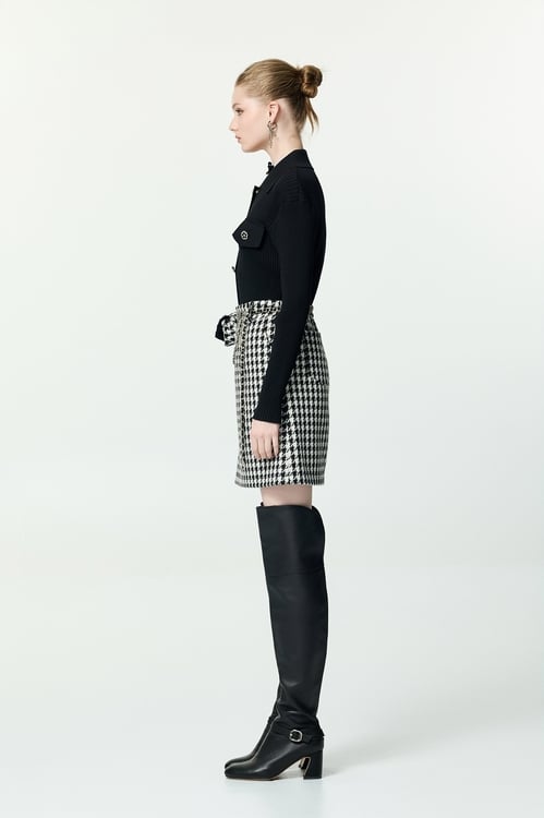 Floral Button Long Sleeve Knit Cardigan,,Floral Button Long Sleeve Knit Cardigan,Tops,Season (AW) Look,Knitted,black tops,Jackets,Outerwear,Season (AW) Look,Black outerwear,Tops,Season (AW) Look,black tops,Tops,pearl,Season (AW) Look,Knitted,Knitted tops,black tops,Dresses,Season (AW) Look,Black dresses,Denim,Jeans,Season (AW) Look,pants,Black jeans,Black pants,Jackets,Outerwear,Season (AW) Look,Season (AW) Look,Mesh fabric,Midi skirts,Black skirts,Tops,Under shirts,Season (AW) Look,black tops,Jackets,Outerwear,Season (AW) Look,Knitted,Knitted coats,Black outerwear