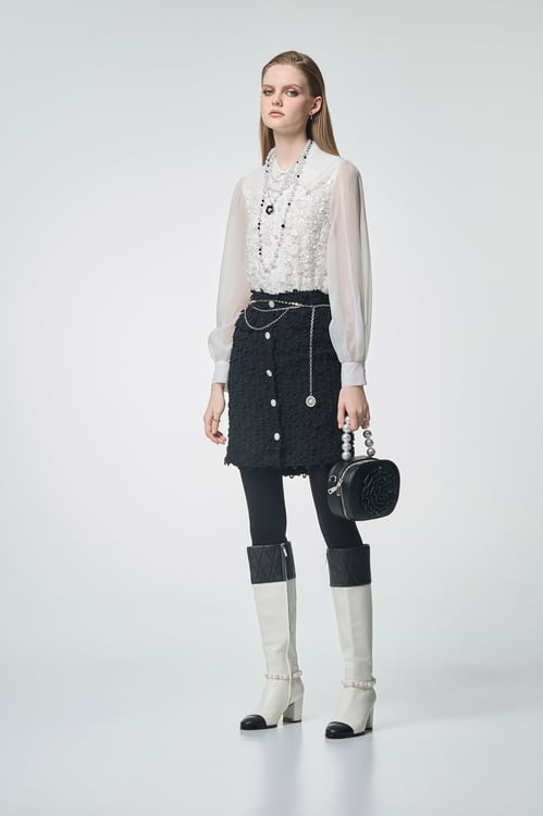 Textured Black Skirt,Office Looks