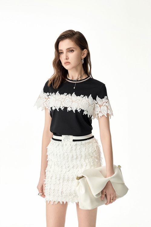 3-D Texture Weave Sequin Detail Skirt,Mini skirts