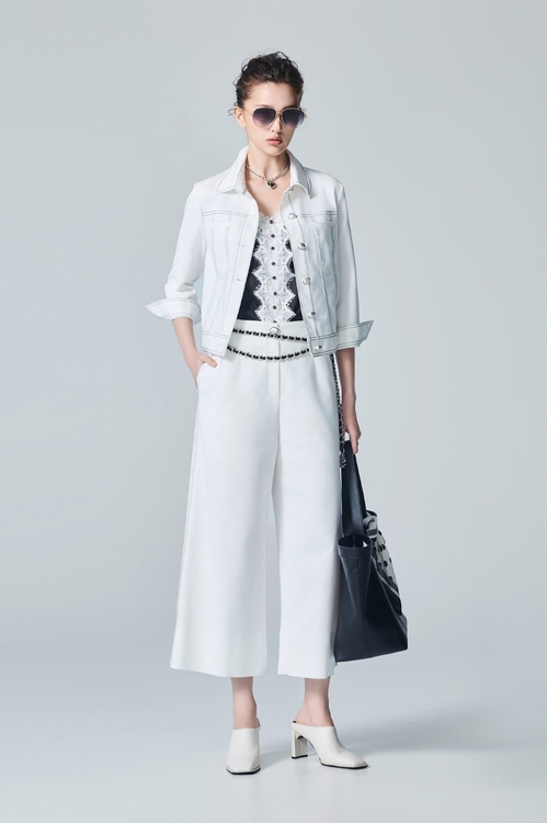 Contrast Side Stitch Detail White Pants,,Contrast Side Stitch Detail White Pants,sleeveless tops,White tops,Season (AW) Look,sleeveless tops,Chiffon,Dresses,Under shirts,Season (AW) Look,Chiffon,White skirts,Mini skirts,Season (AW) Look,Lace,Dresses,Season (AW) Look,Black dresses,Tops,Season (AW) Look,Culottes,Season (AW) Look,pants,Knitted,Black pants,Jackets,Outerwear,White outerwear,Season (AW) Look,Lace,Tops,Under shirts,White tops,Season (AW) Look,Chiffon,Culottes,White pants,Season (AW) Look,pants