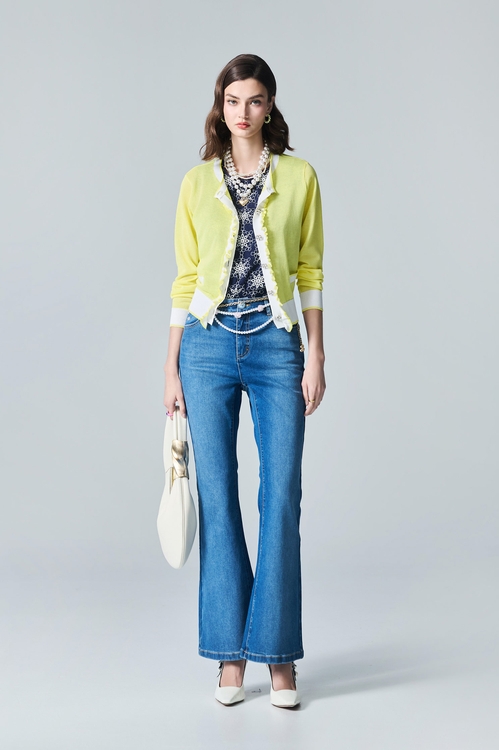 Floral Beading Detail Boot Leg Jeans,,Floral Beading Detail Boot Leg Jeans,Bell-bottoms,Season (AW) Look,pants,Season (SS) Look,Denim,Jeans,pants,Denim,Jeans,Season (AW) Look,bows,pants